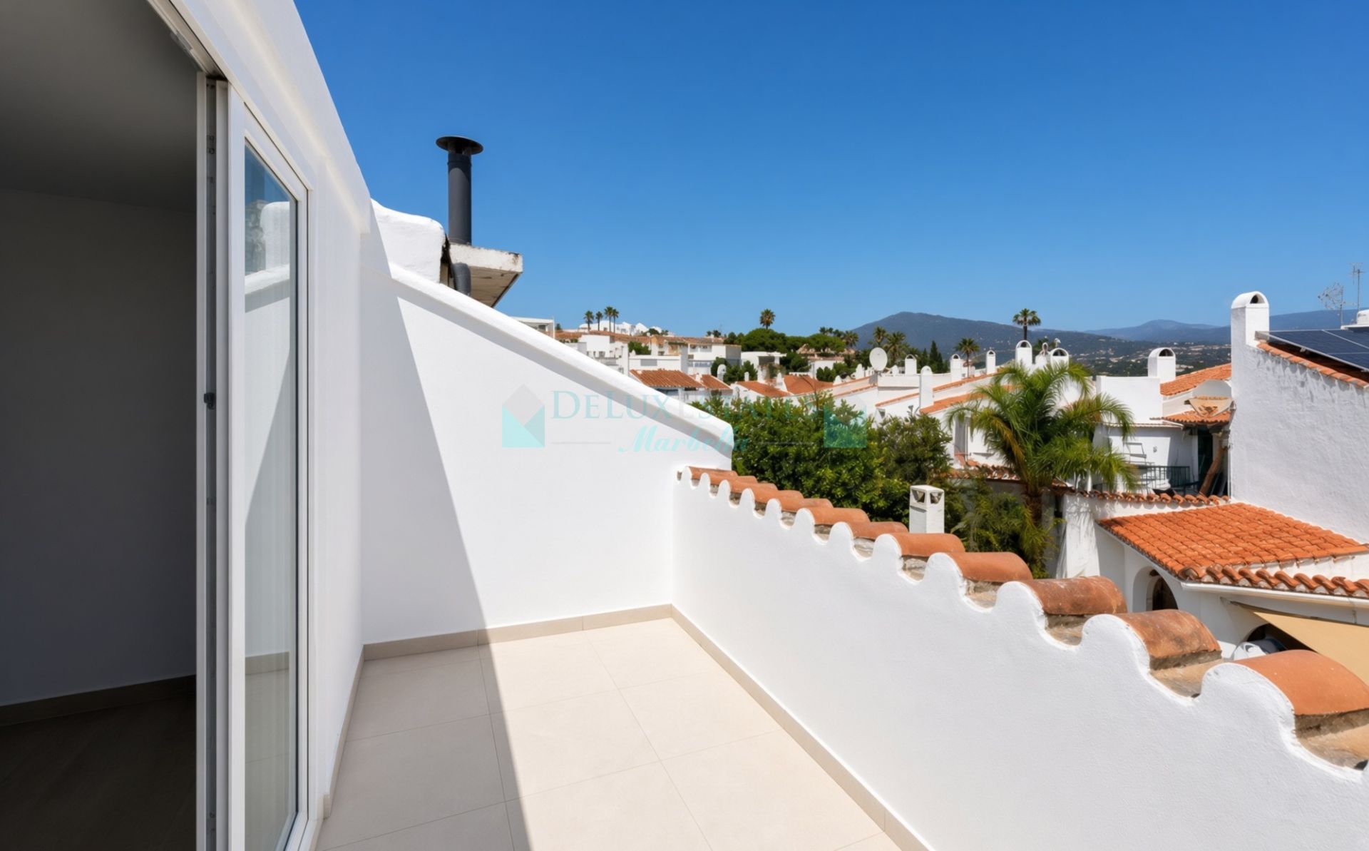 Town House for sale in Nueva Atalaya, Estepona