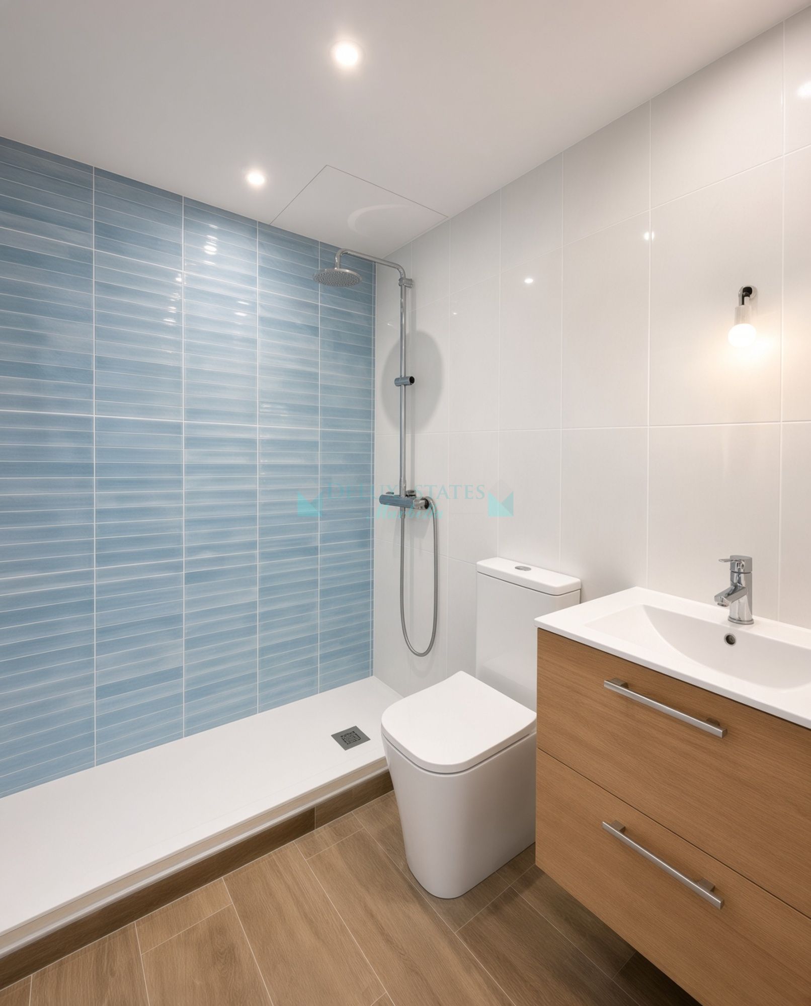 Town House for sale in Nueva Atalaya, Estepona