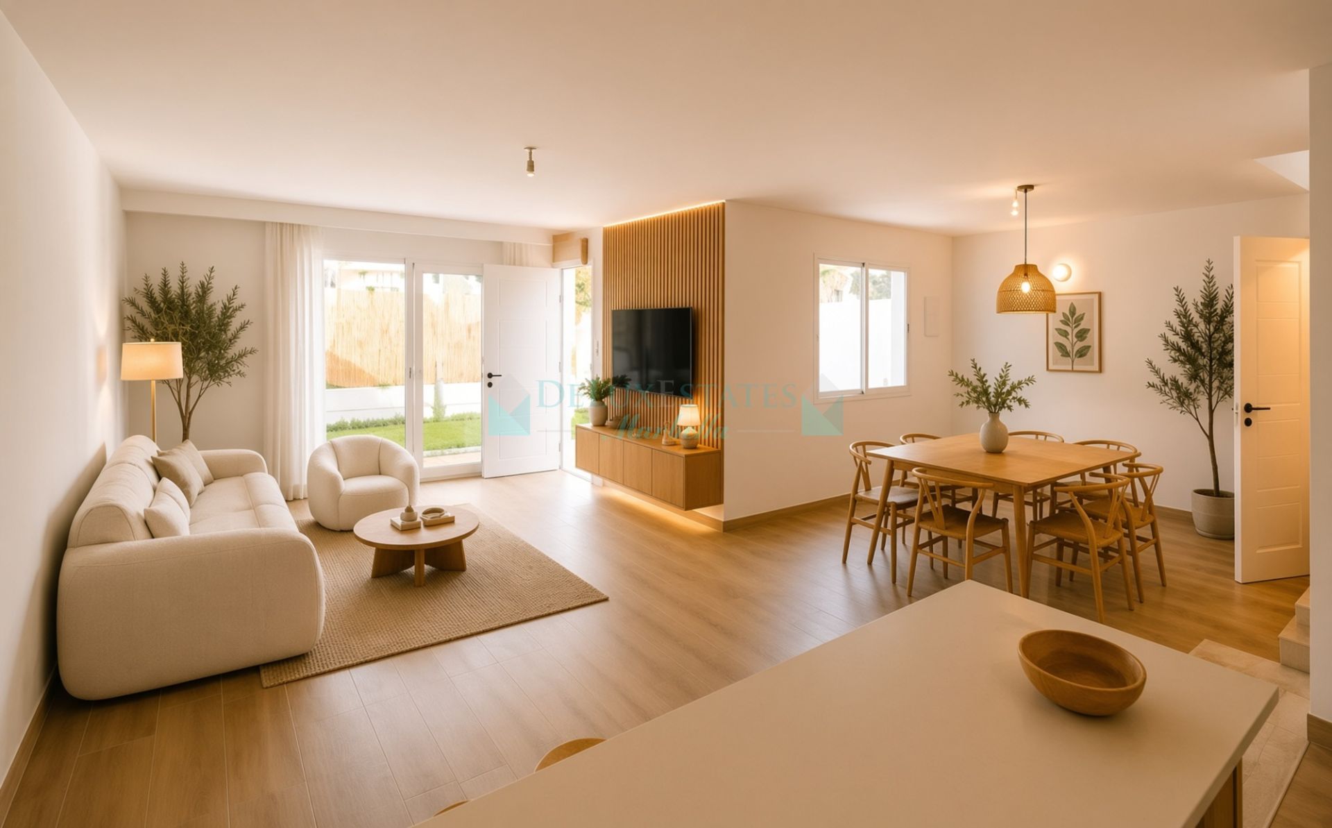Town House for sale in Nueva Atalaya, Estepona