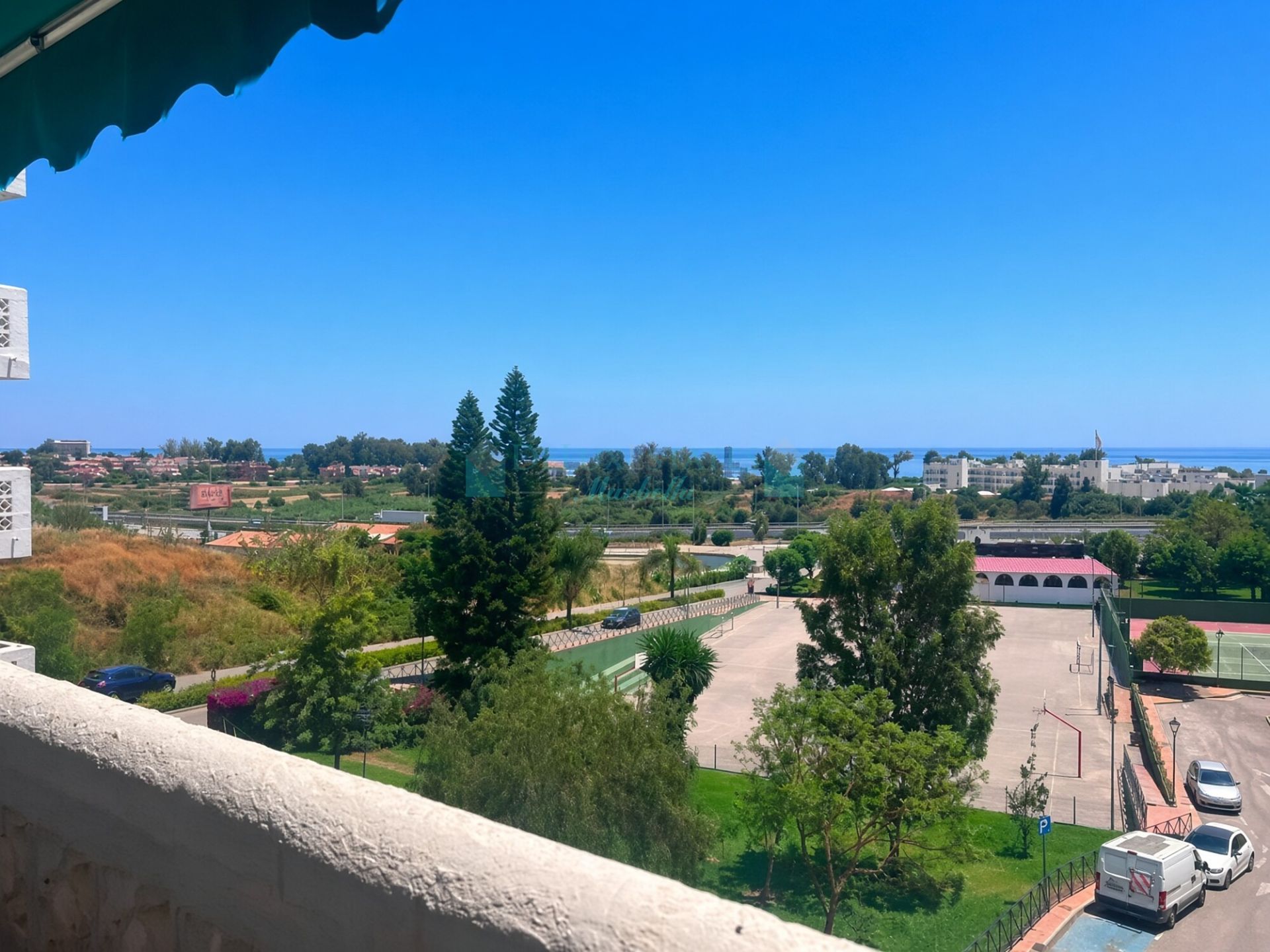 Apartment for sale in Parque Antena, Estepona