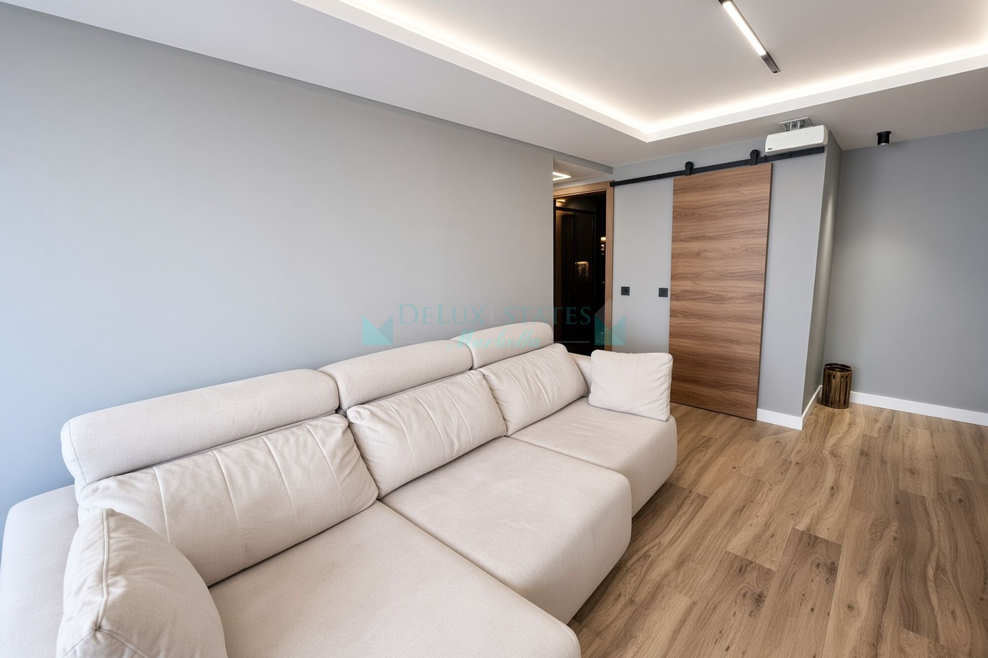 Apartment for sale in Parque Antena, Estepona