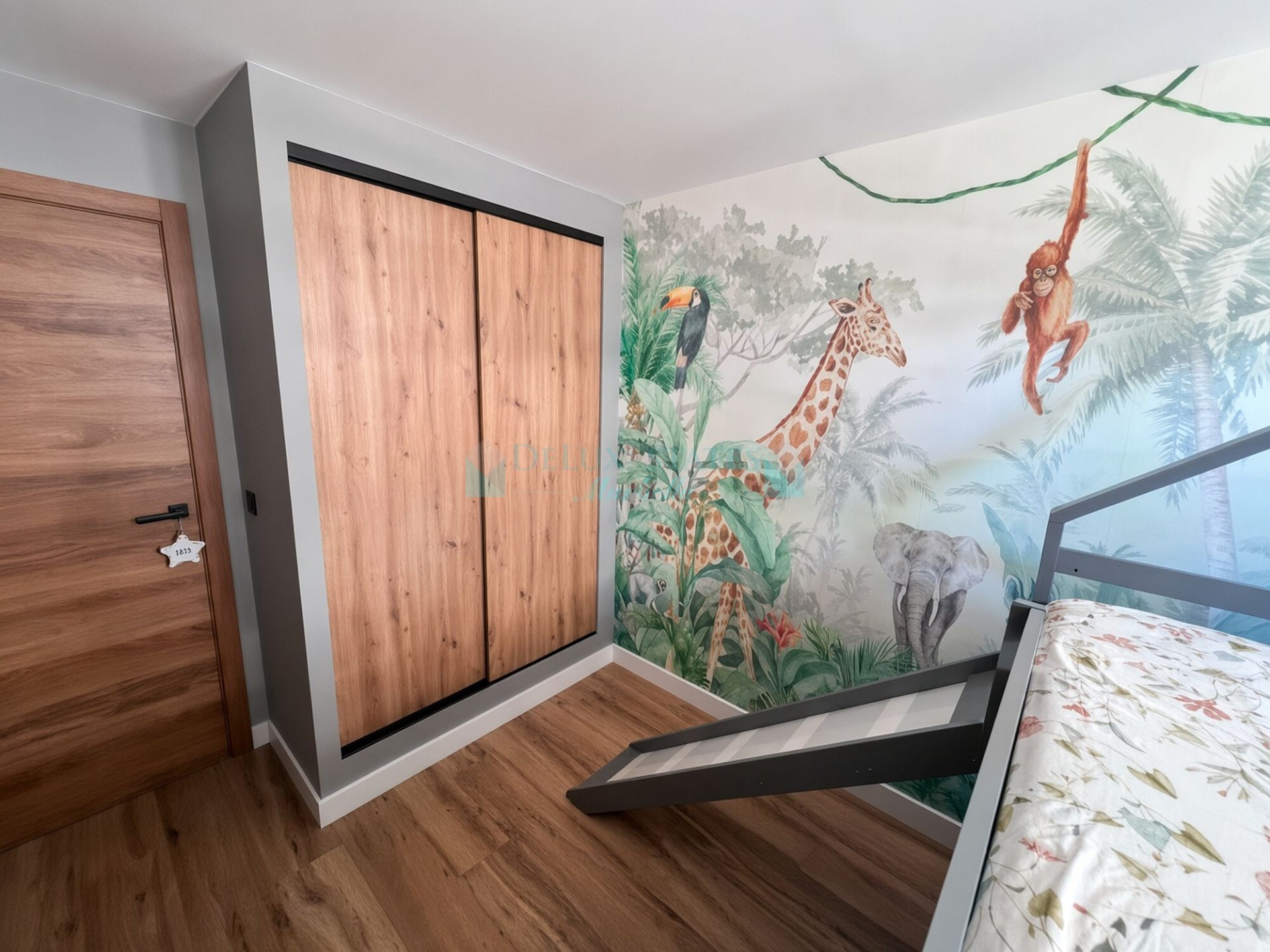 Apartment for sale in Parque Antena, Estepona