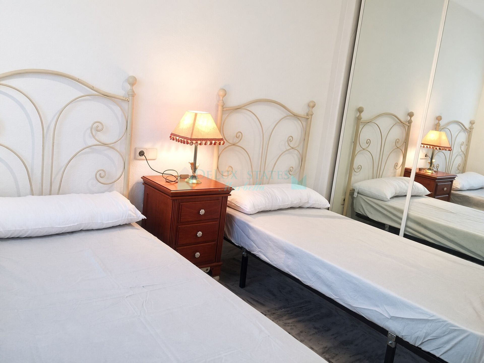 Penthouse for sale in La Dama de Noche, Nueva Andalucia