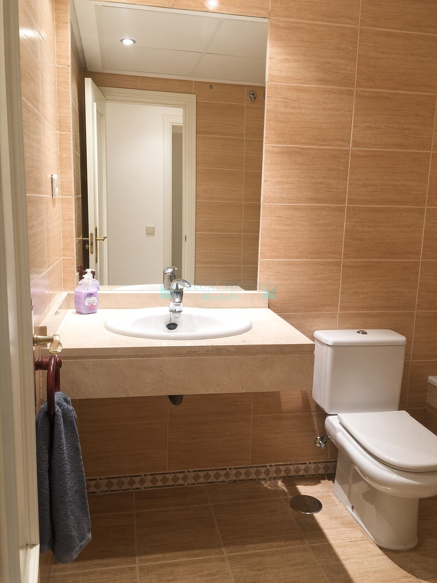 Penthouse for sale in La Dama de Noche, Nueva Andalucia