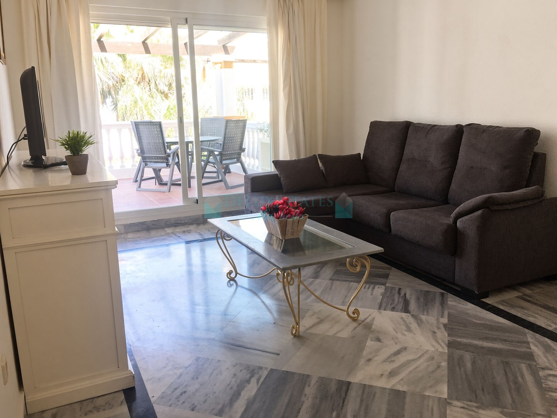 Penthouse for sale in La Dama de Noche, Nueva Andalucia