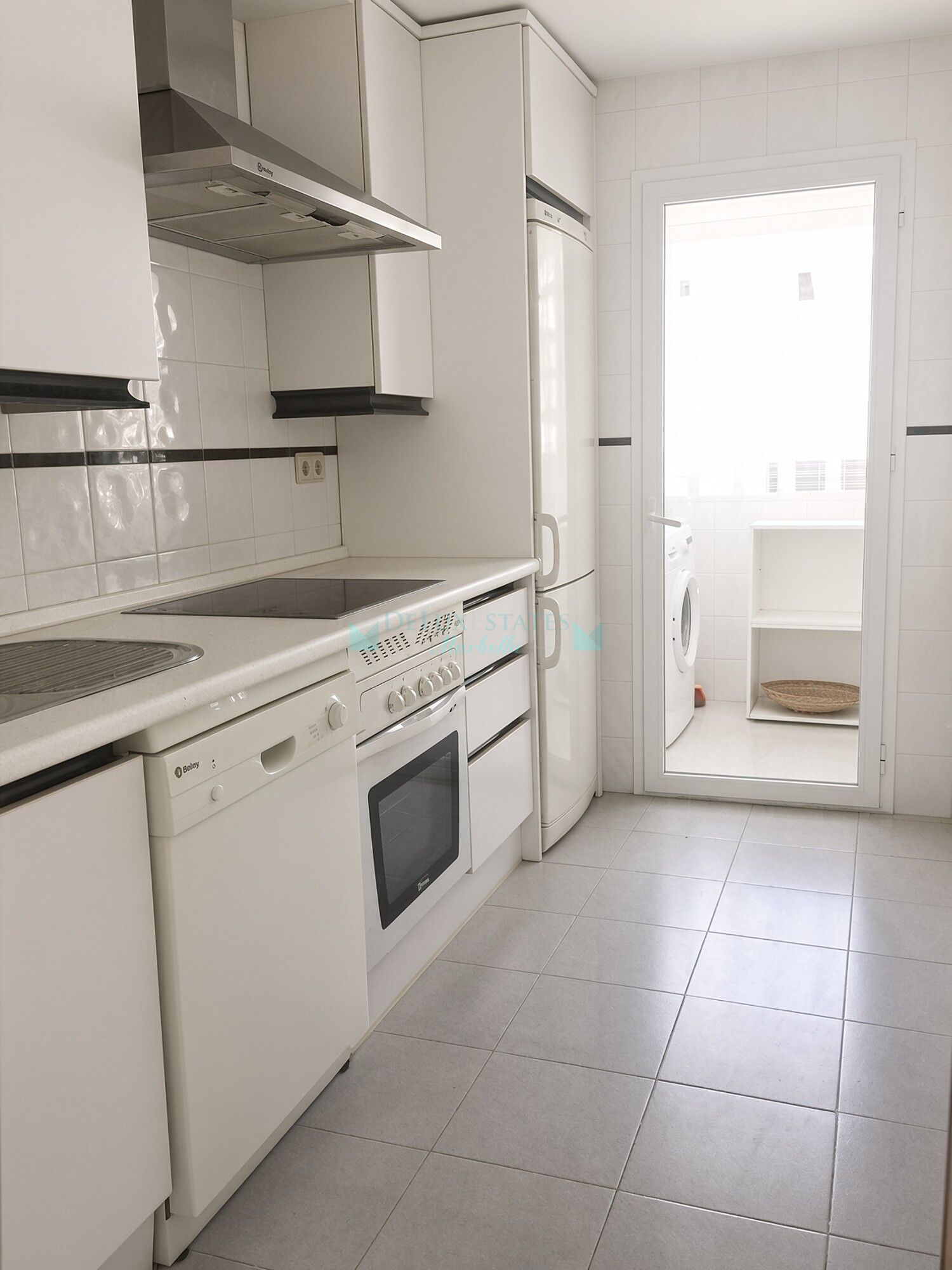 Penthouse for sale in La Dama de Noche, Nueva Andalucia