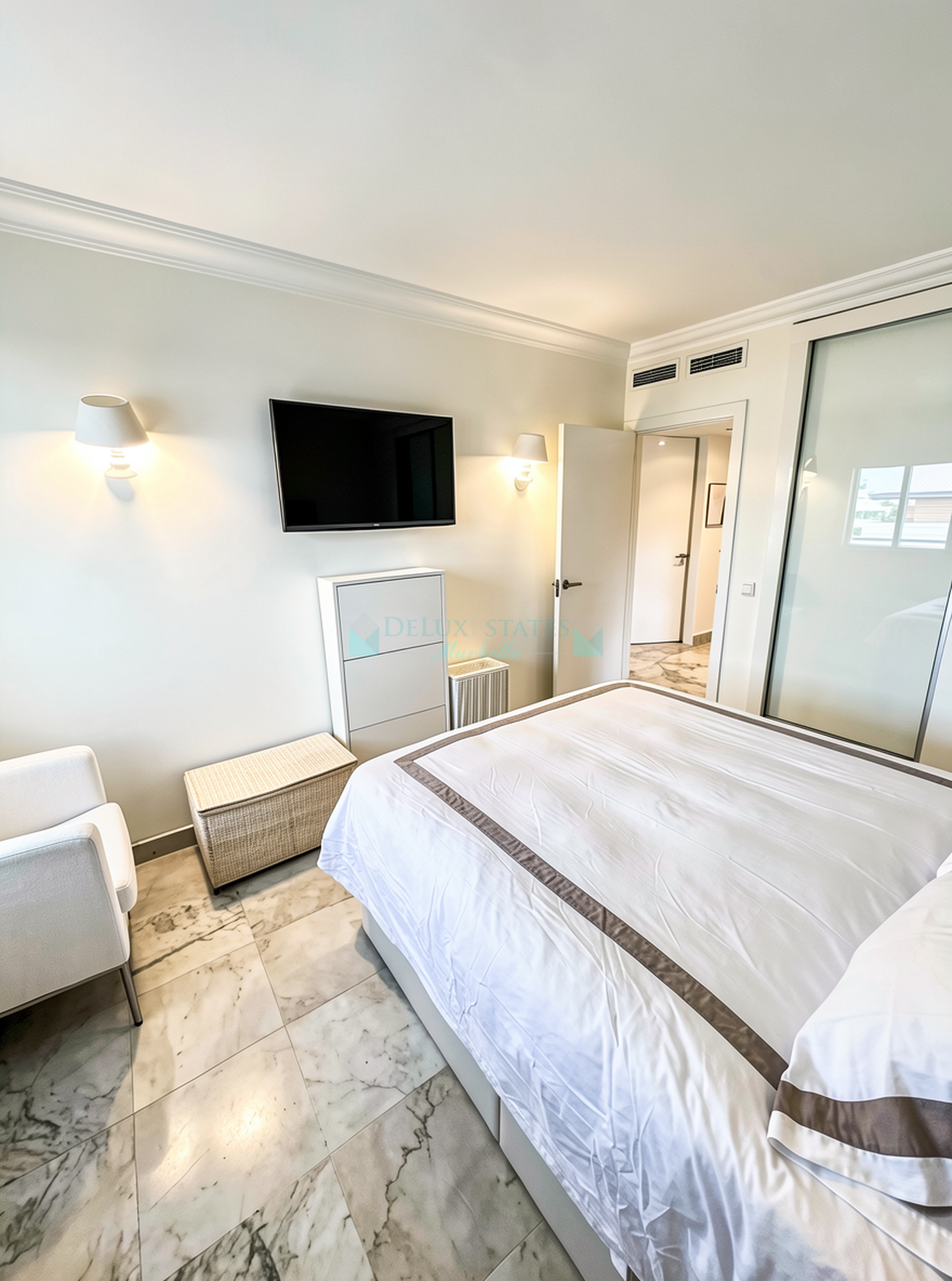 Apartment for sale in Marina Banus, Marbella - Puerto Banus