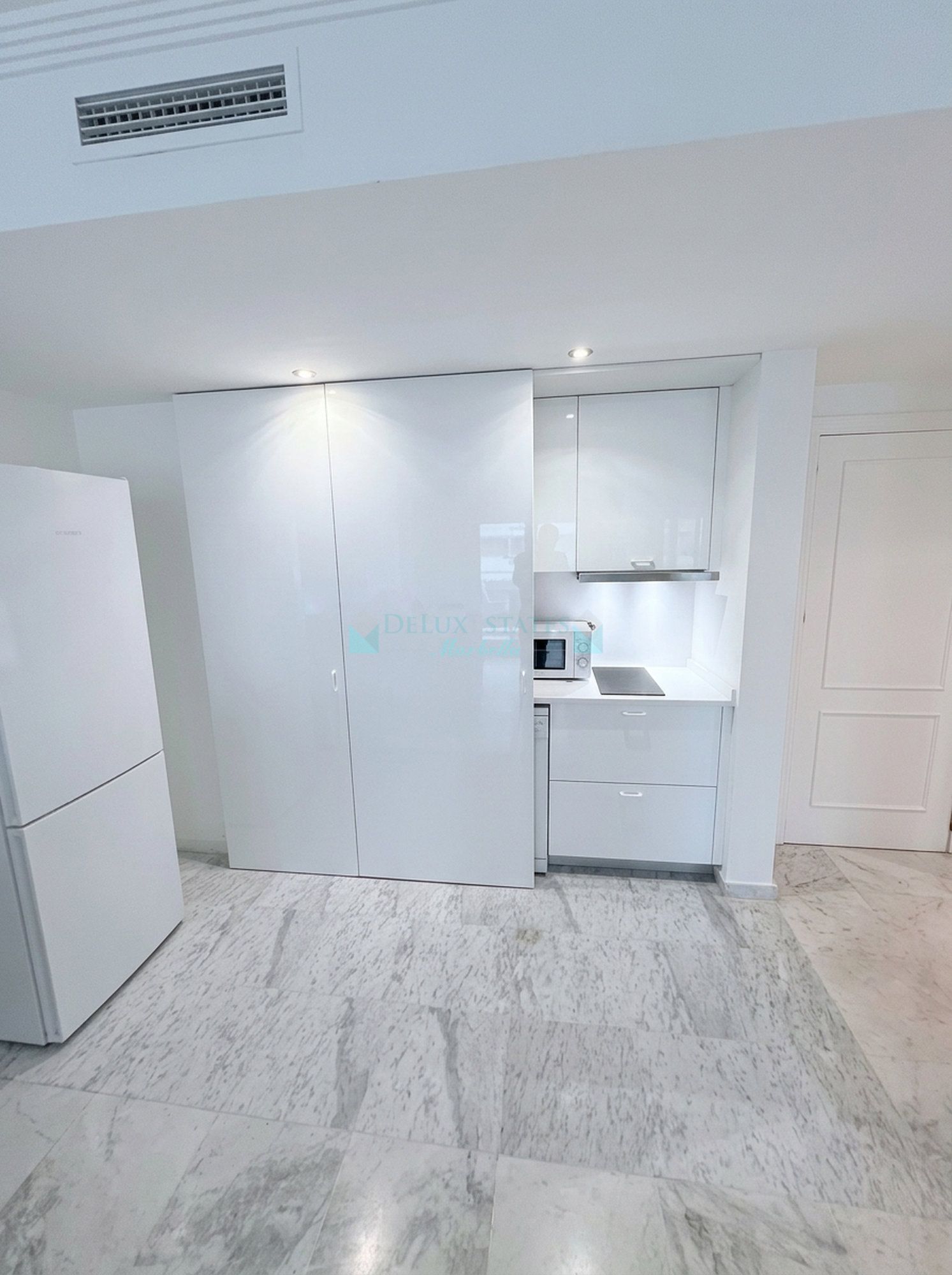 Apartment for sale in Marina Banus, Marbella - Puerto Banus