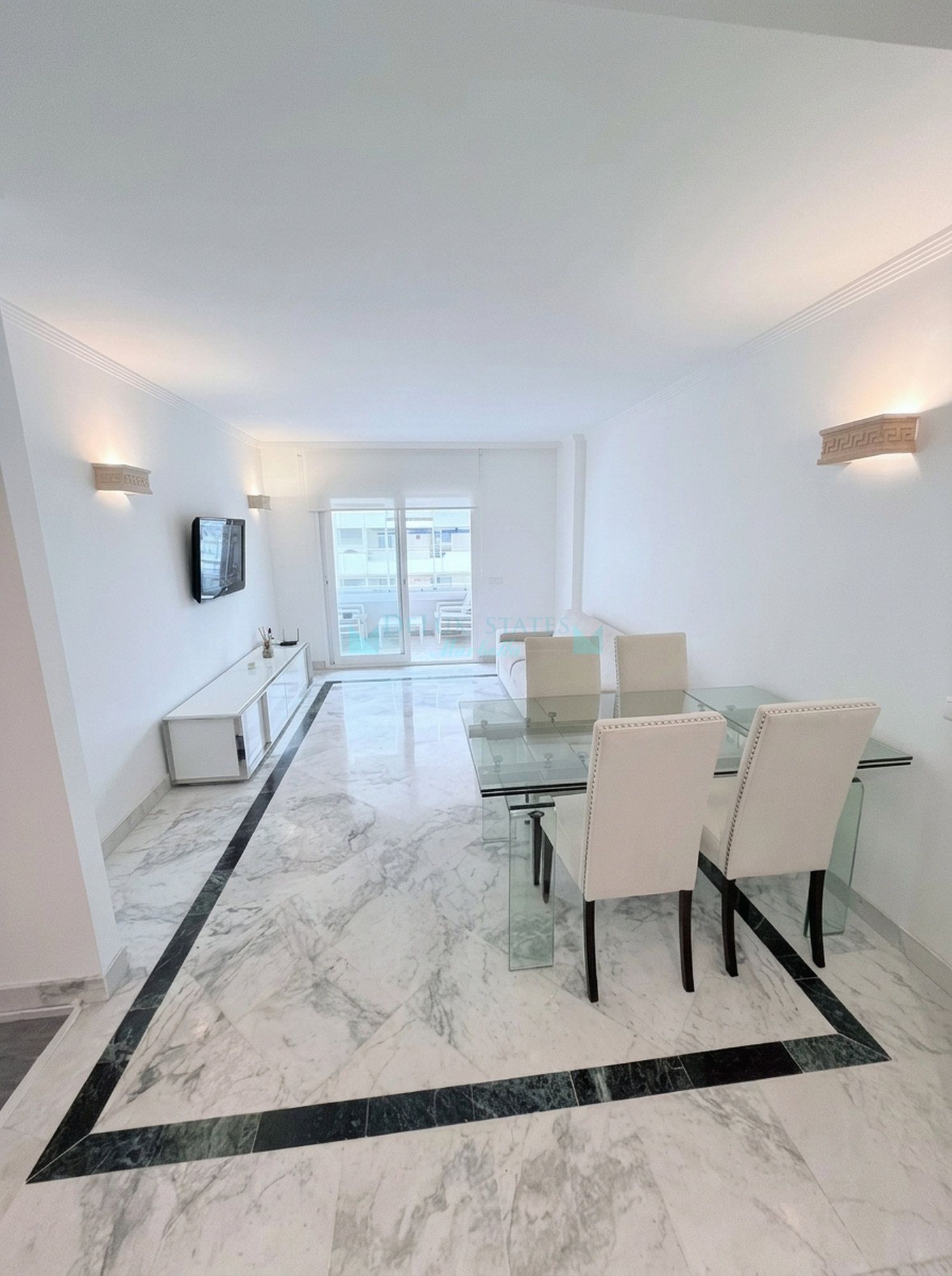 Apartment for sale in Marina Banus, Marbella - Puerto Banus