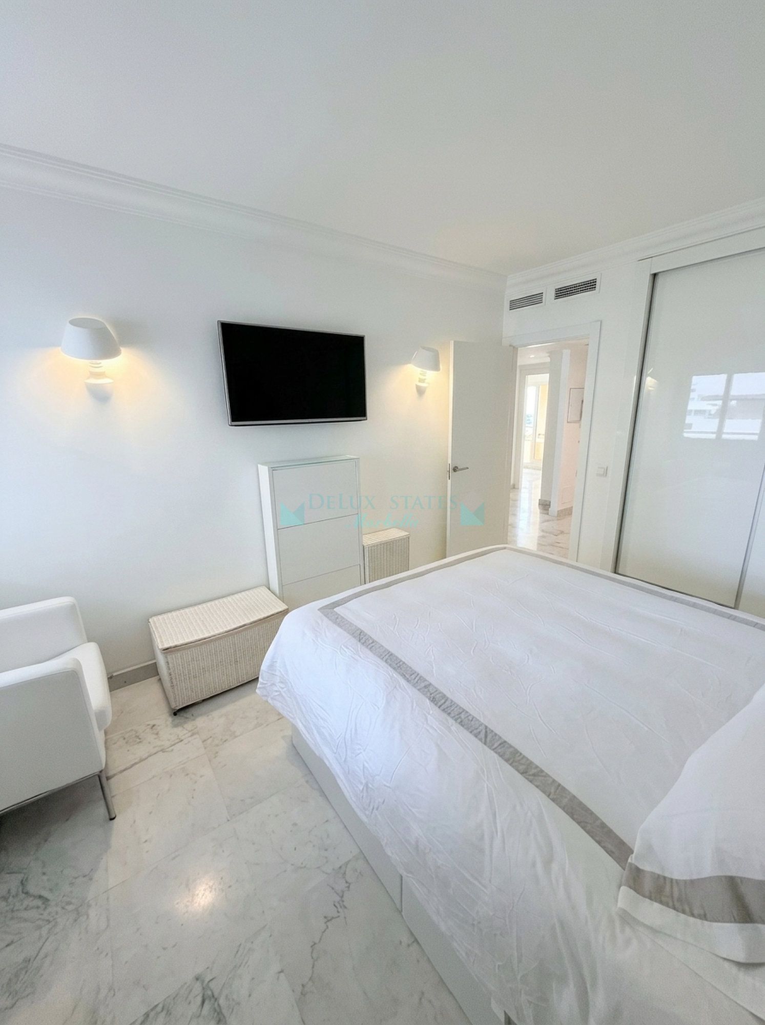 Apartment for sale in Marina Banus, Marbella - Puerto Banus