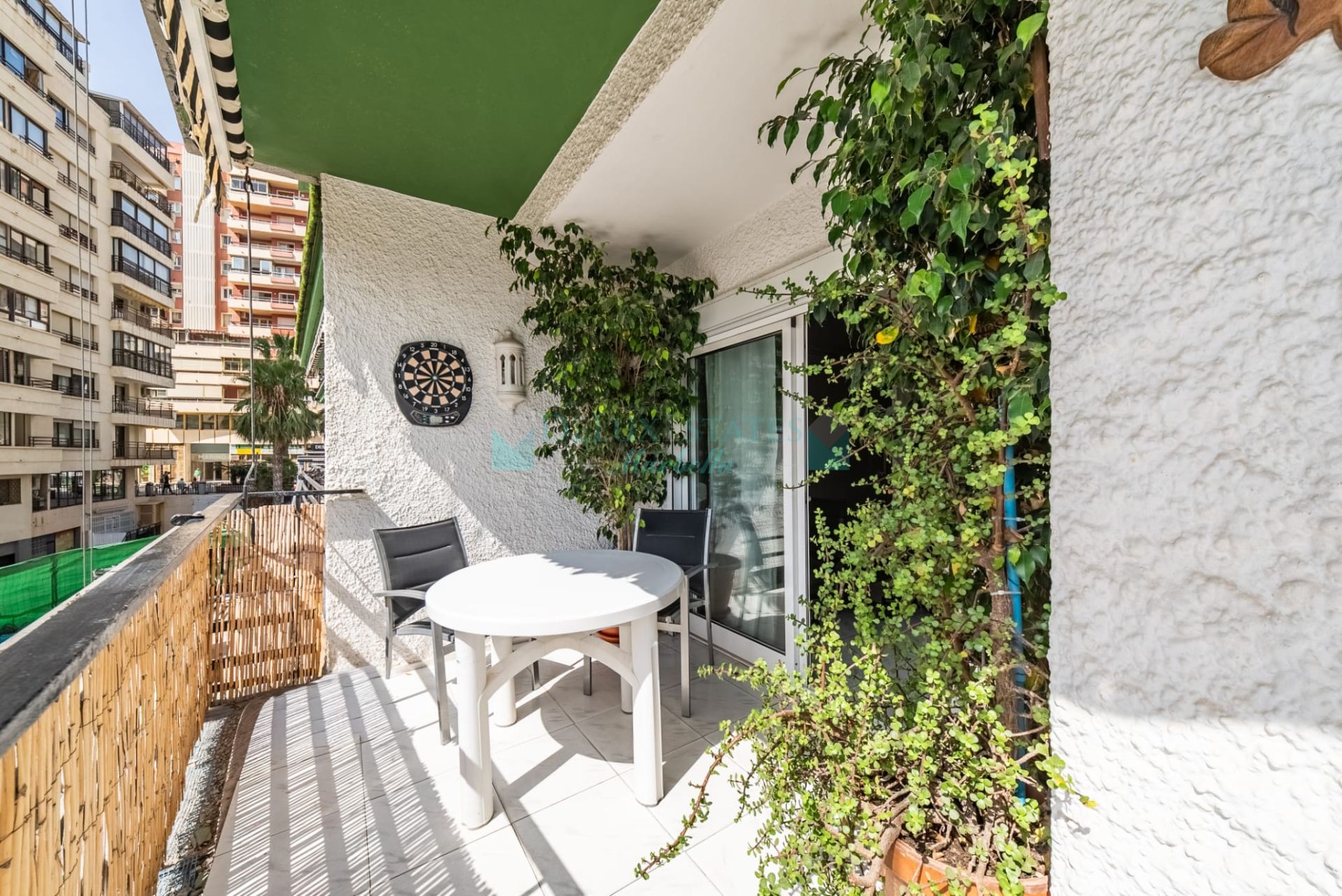 Apartment for sale in Playa Bajadilla - Puertos, Marbella