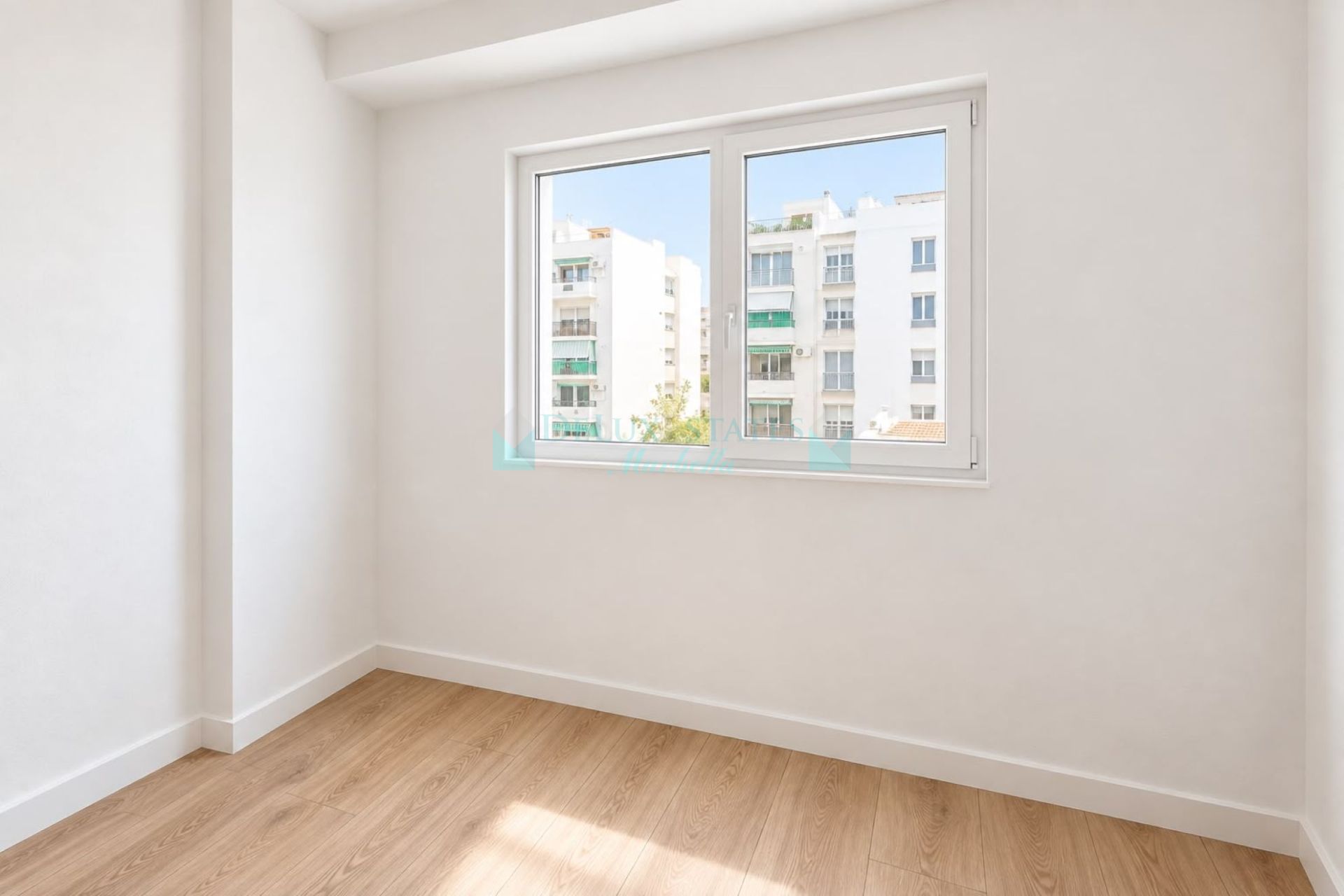 Apartment for sale in Estepona Town, Estepona