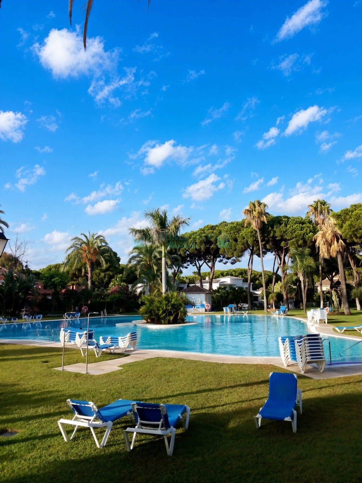 Apartamento en venta en El Presidente, Estepona