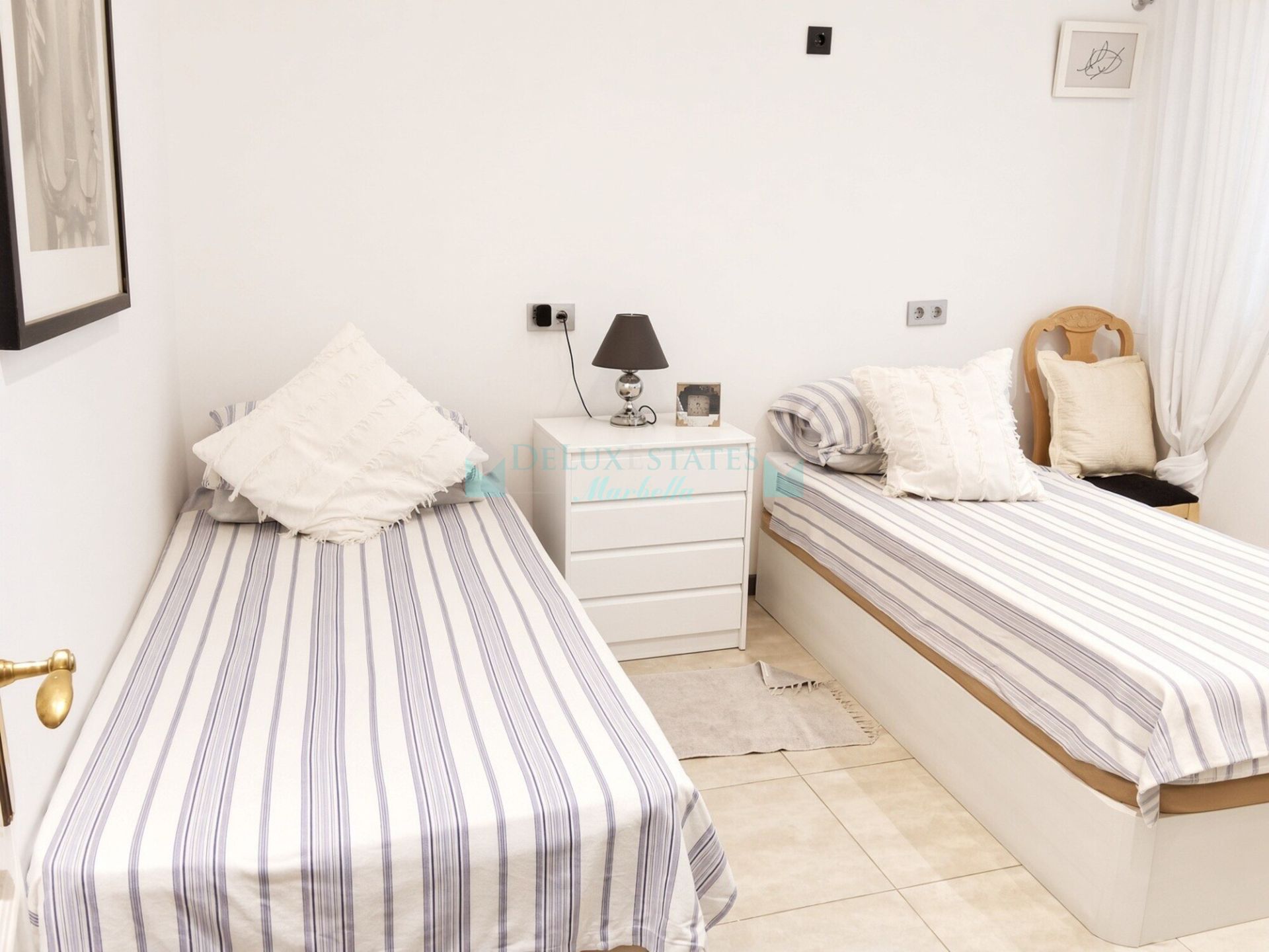 Apartamento en venta en El Presidente, Estepona