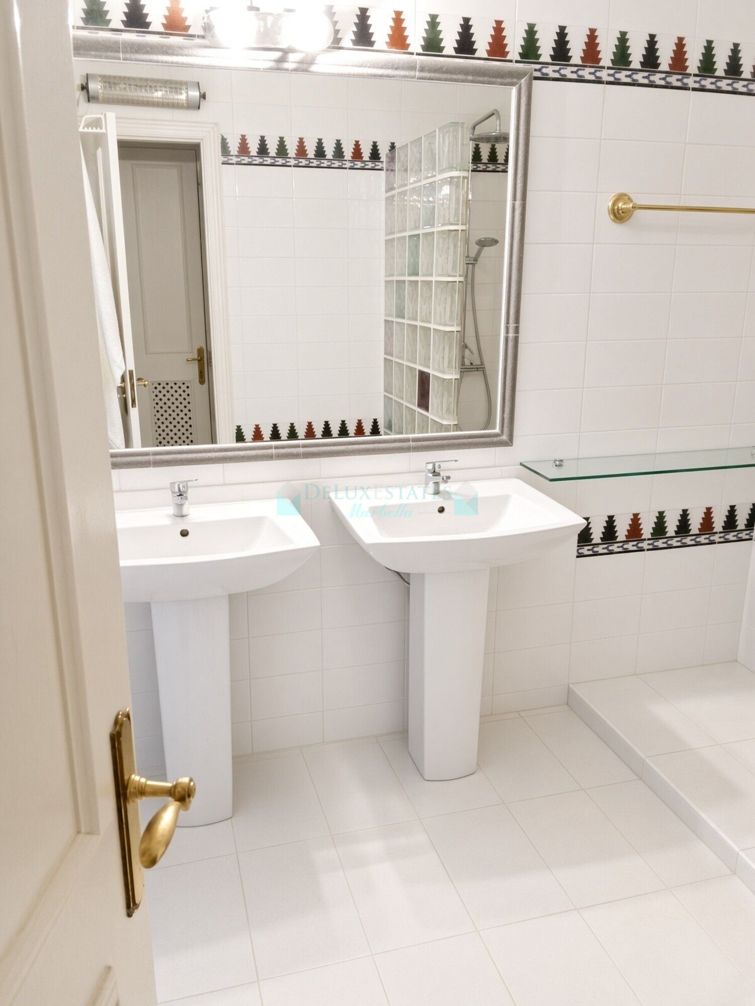 Apartamento en venta en El Presidente, Estepona