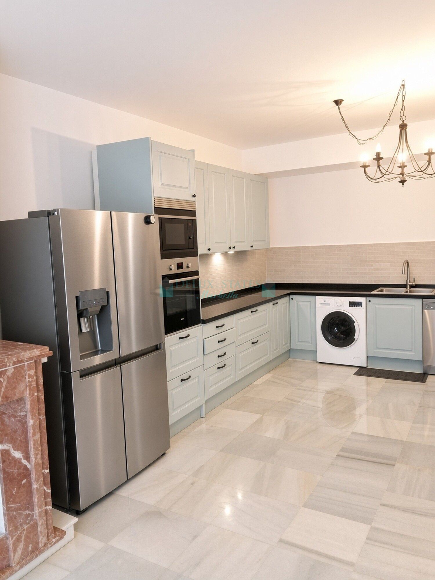 Apartamento en venta en El Presidente, Estepona