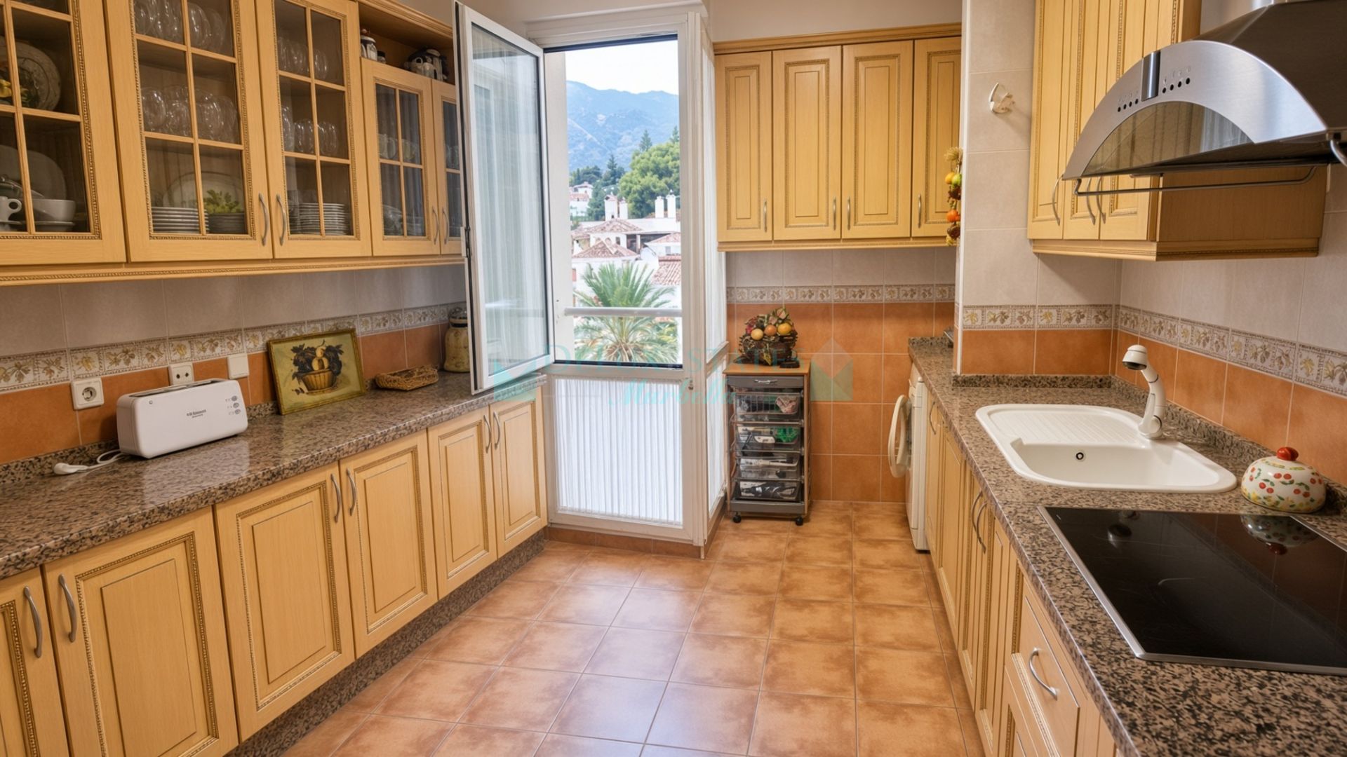 Apartment for sale in Ricardo Soriano, Marbella