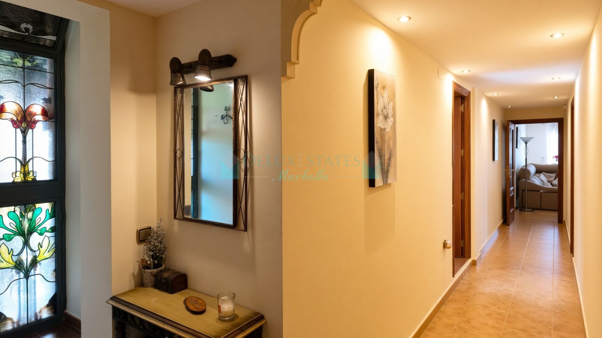 Penthouse for sale in Calvario, Estepona