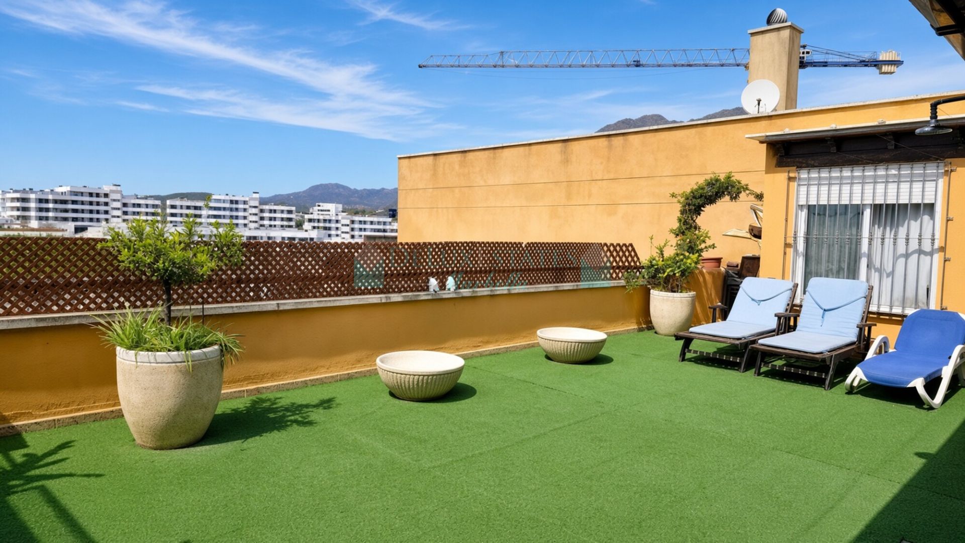 Penthouse for sale in Calvario, Estepona