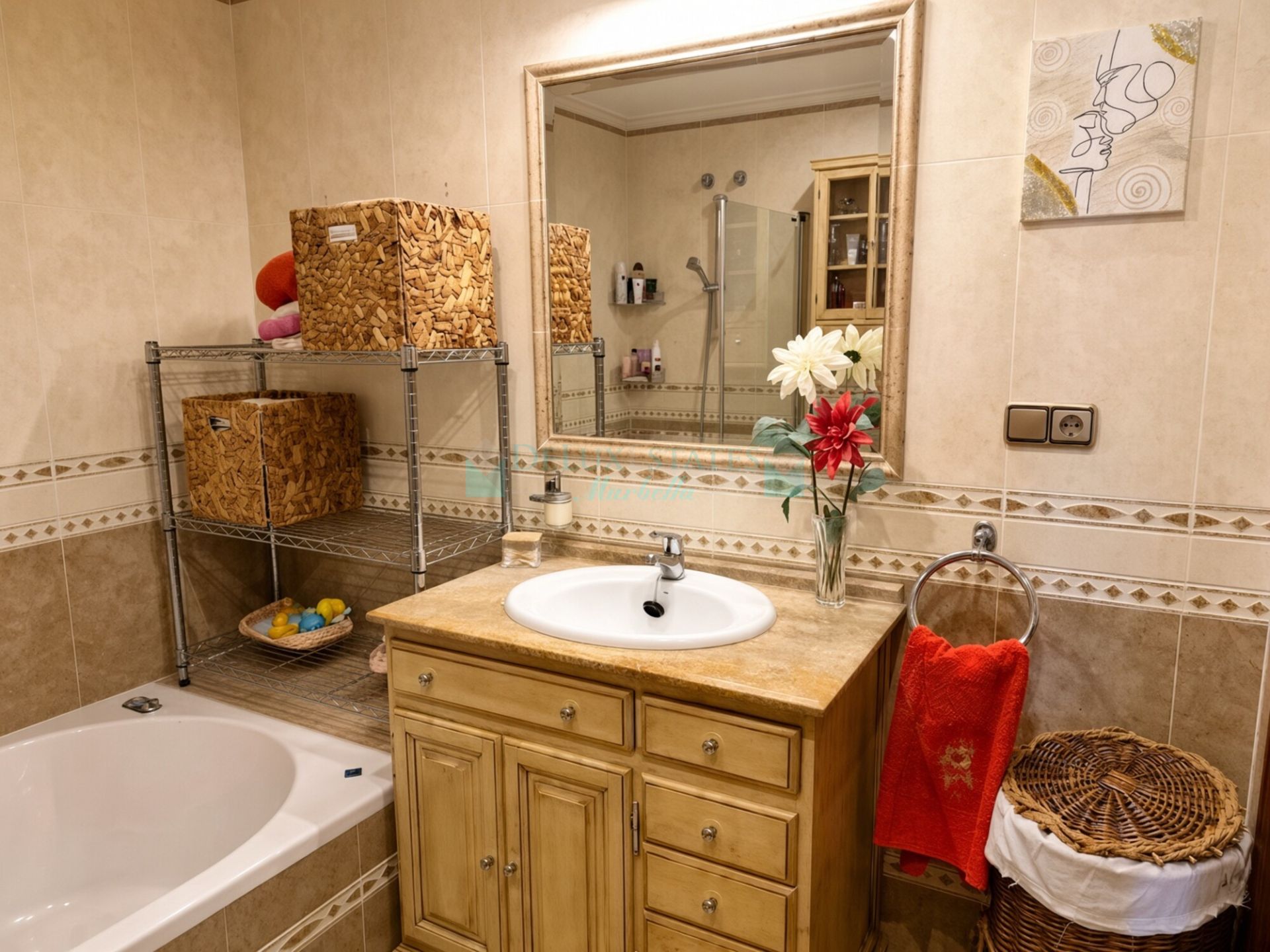 Penthouse for sale in Calvario, Estepona