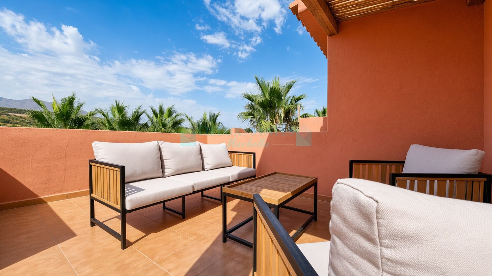 Penthouse for sale in Majestic, Casares