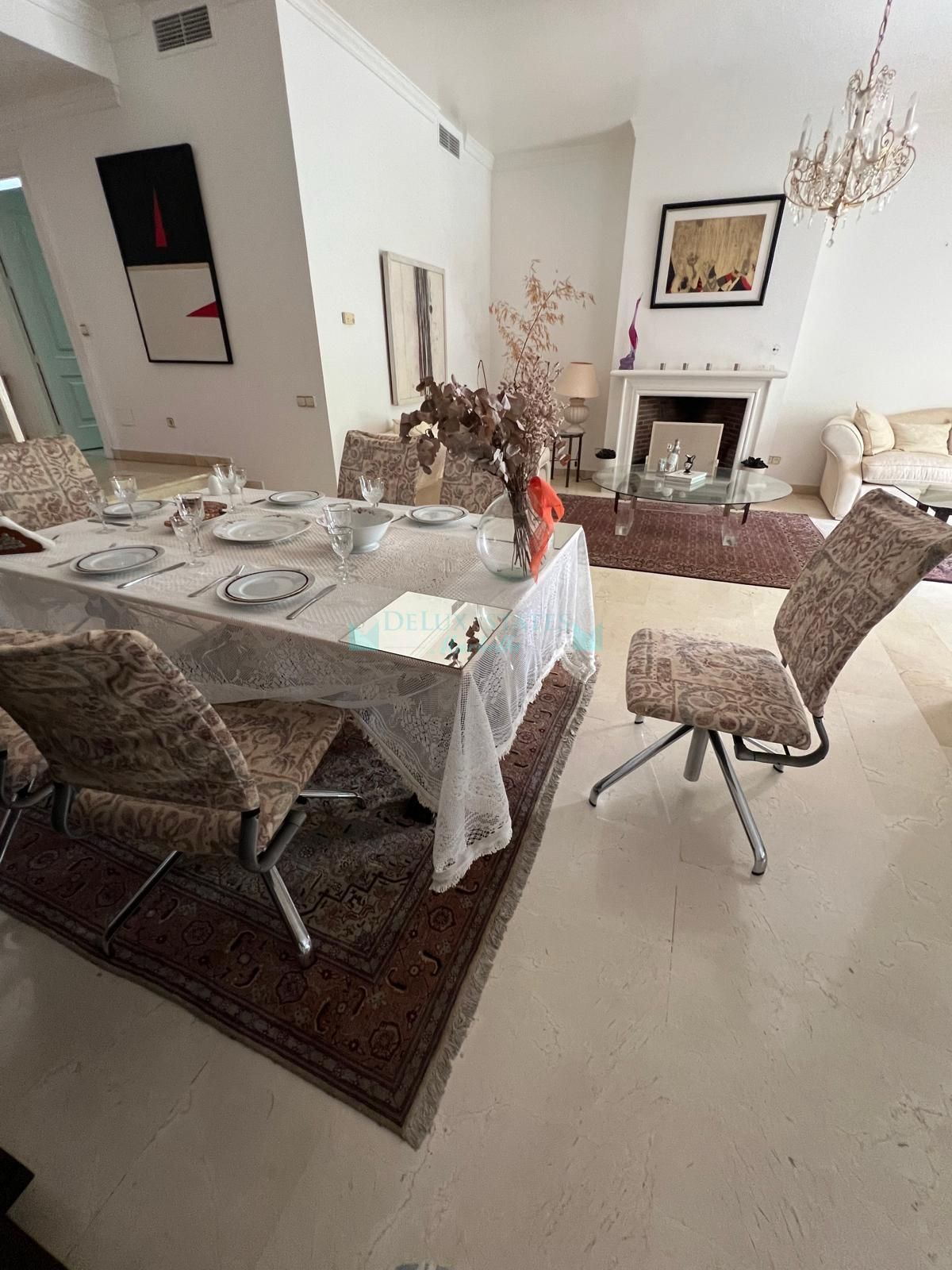 Town House for sale in La Quinta Golf, Benahavis