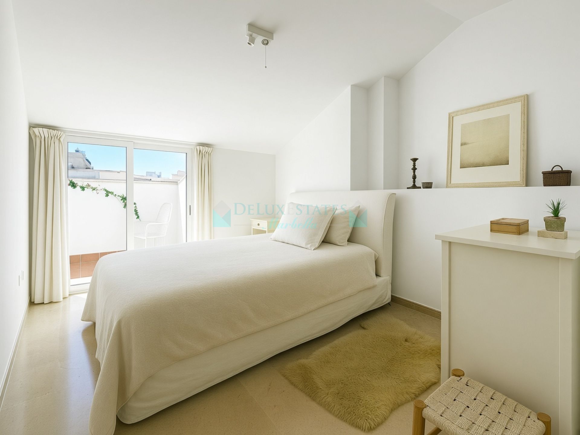 Duplex Penthouse for sale in Casco antiguo, Marbella