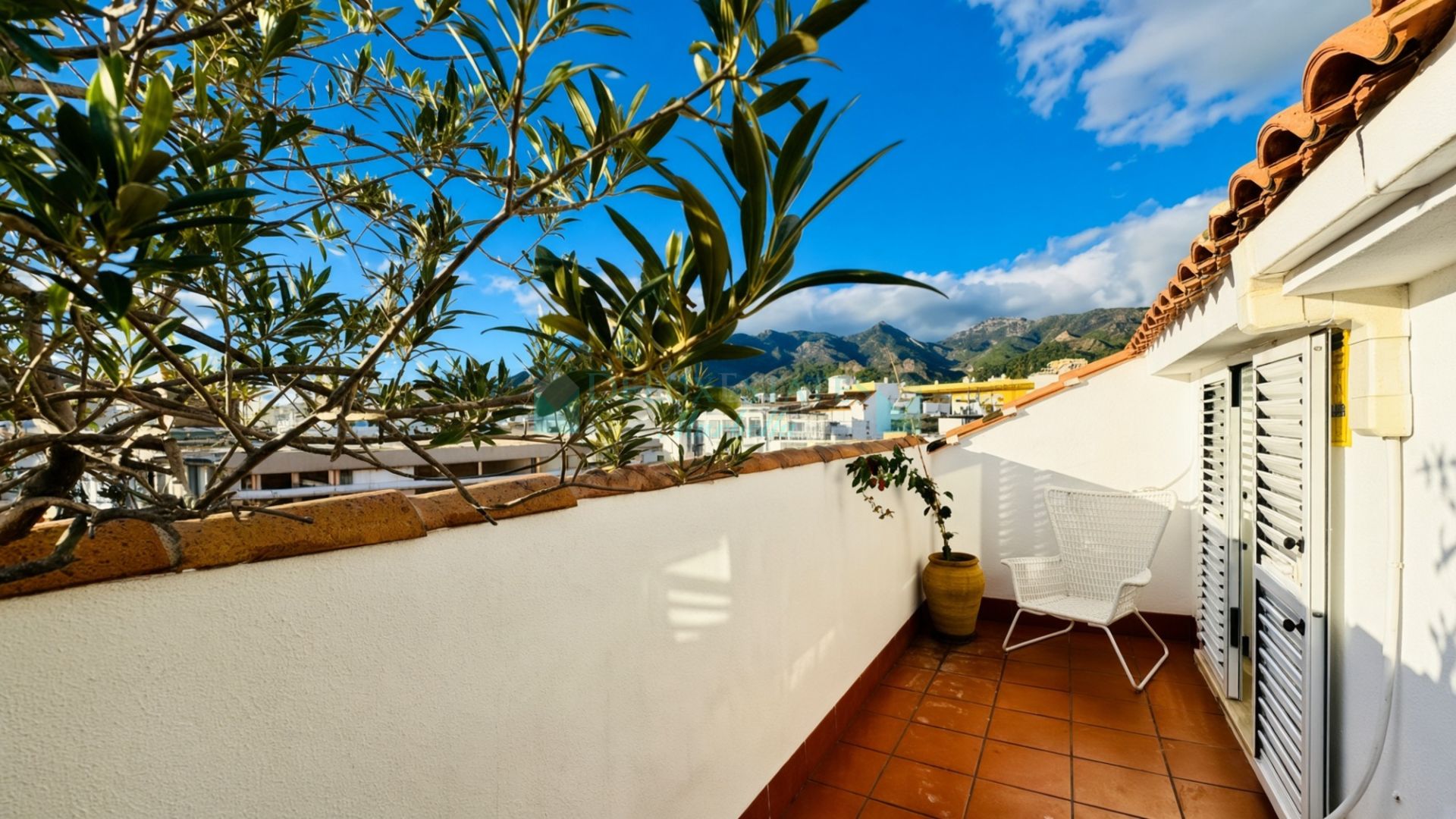 Duplex Penthouse for sale in Casco antiguo, Marbella