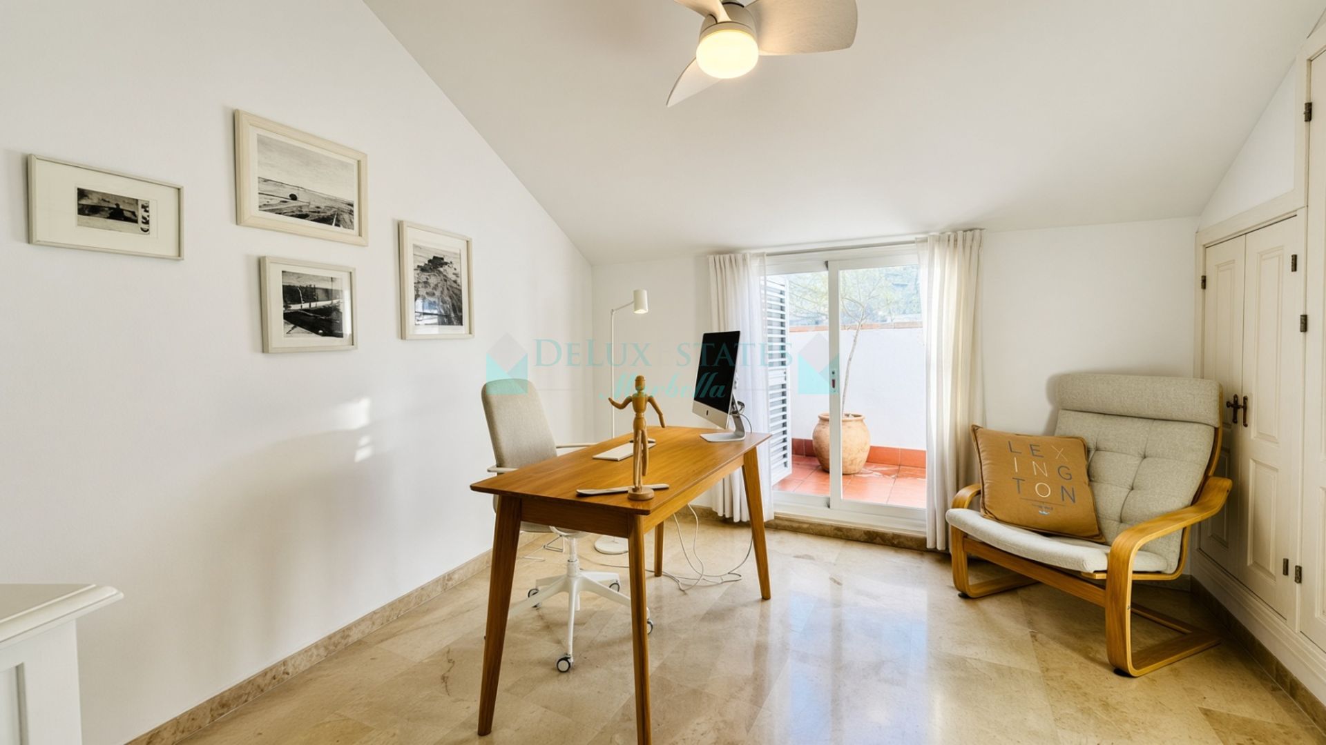 Duplex Penthouse for sale in Casco antiguo, Marbella
