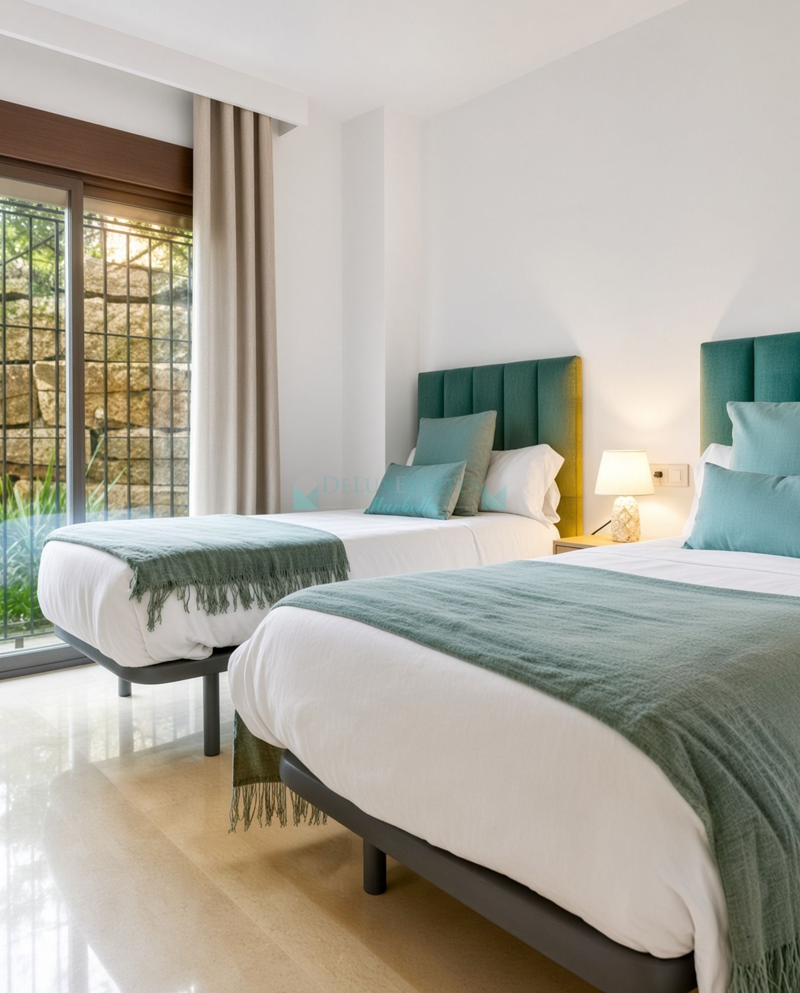 Apartamento Planta Baja en venta en Buenas Noches, Estepona