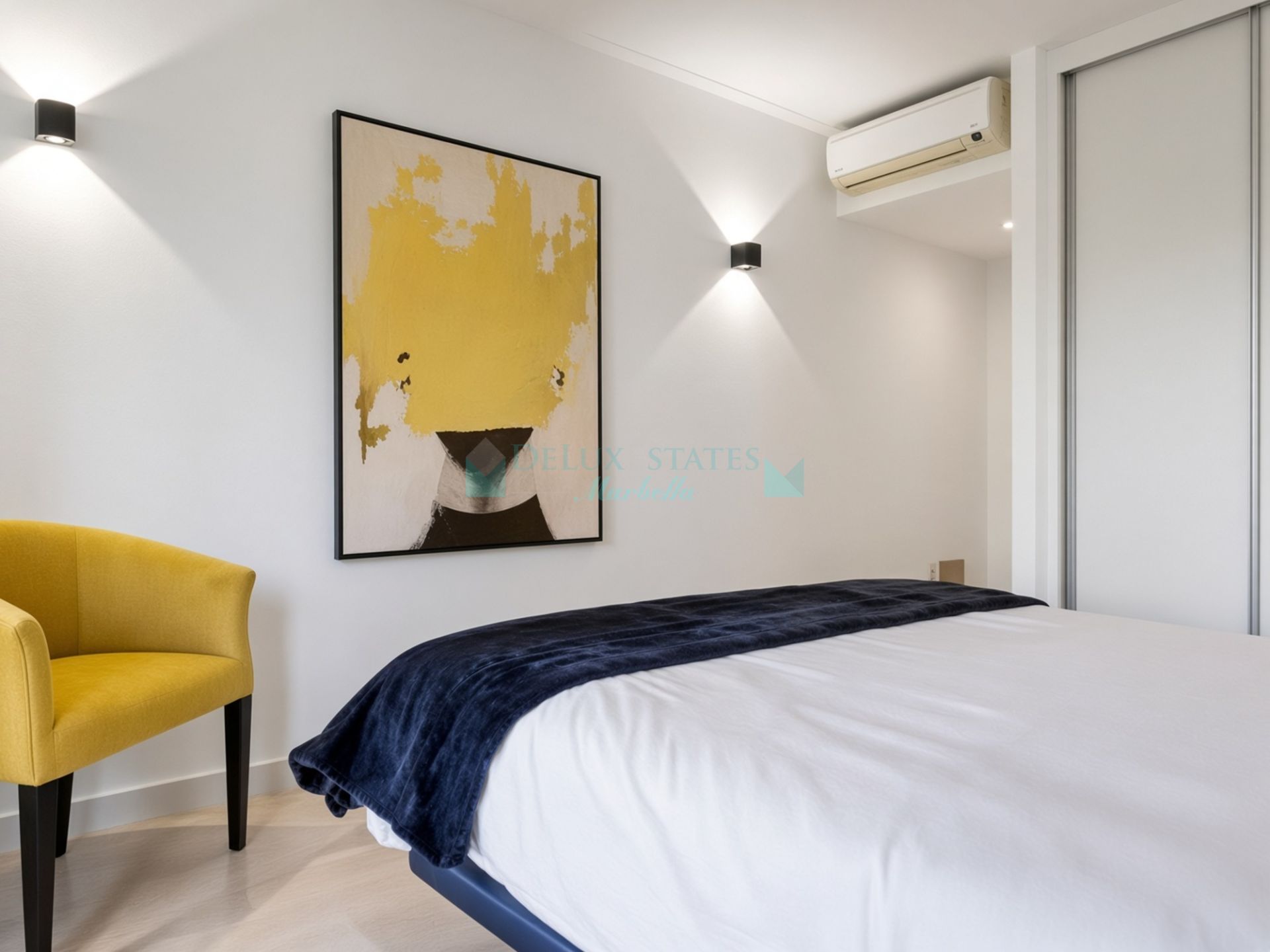 Apartamento Planta Baja en venta en Buenas Noches, Estepona