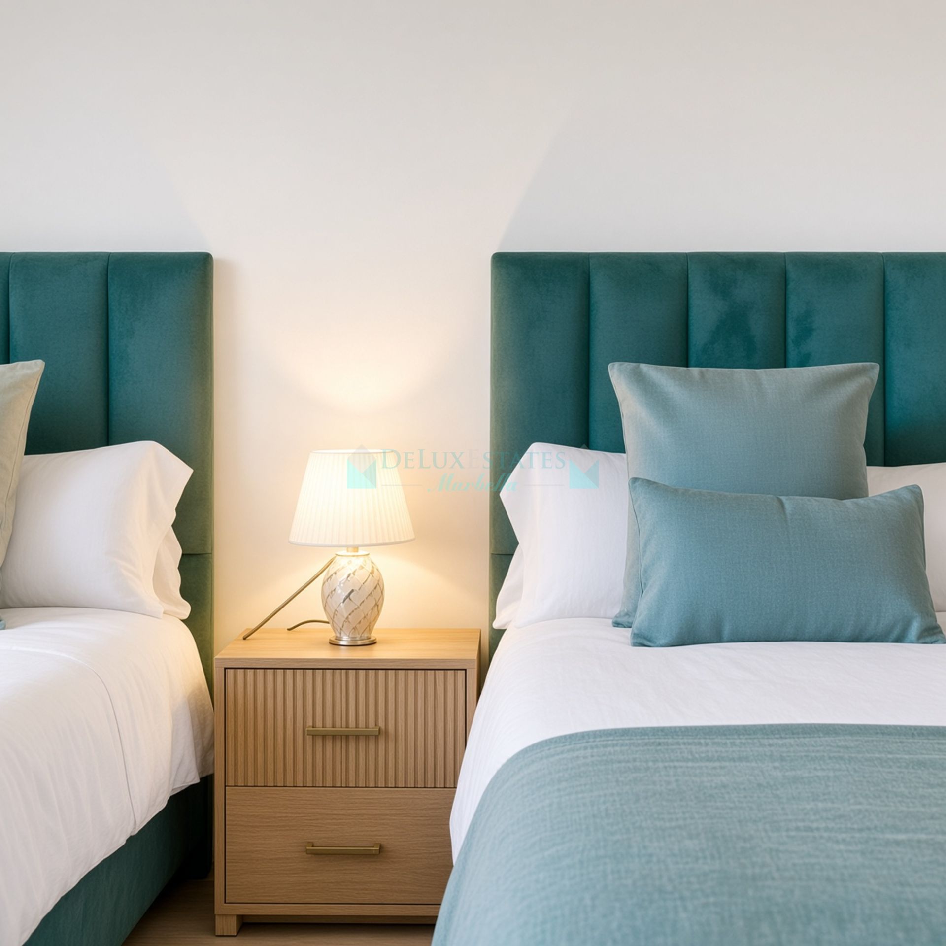 Apartamento Planta Baja en venta en Buenas Noches, Estepona