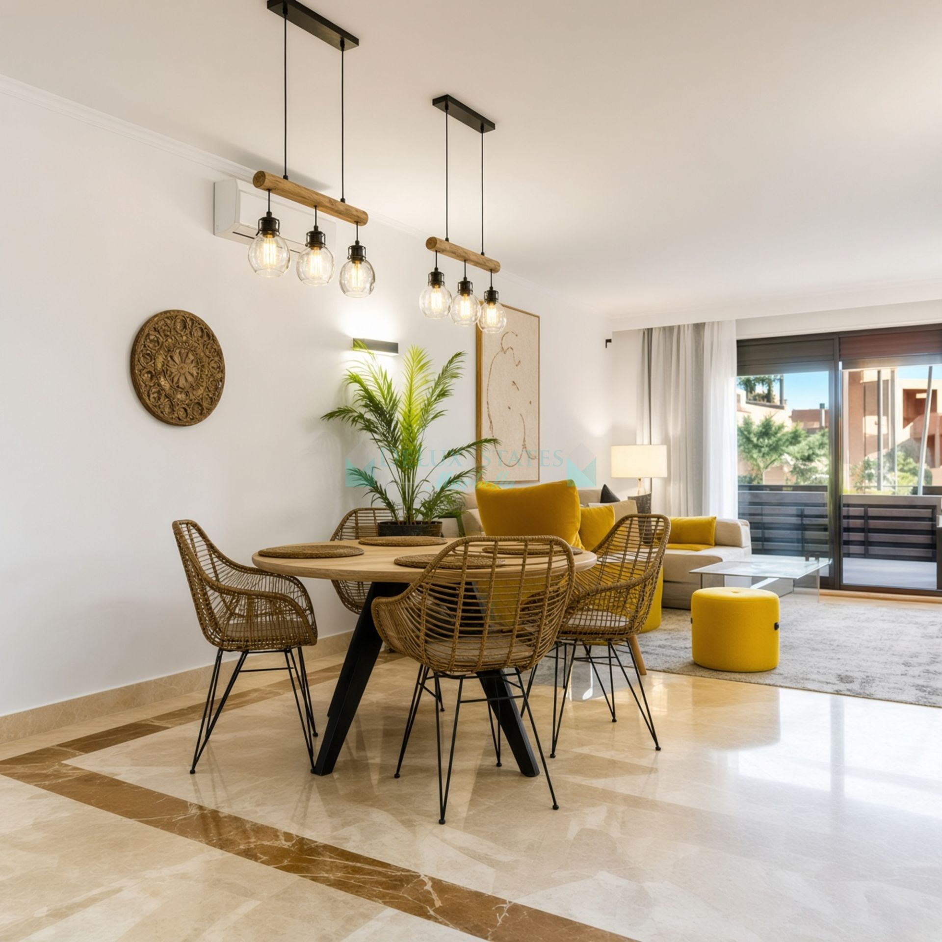 Apartamento Planta Baja en venta en Buenas Noches, Estepona