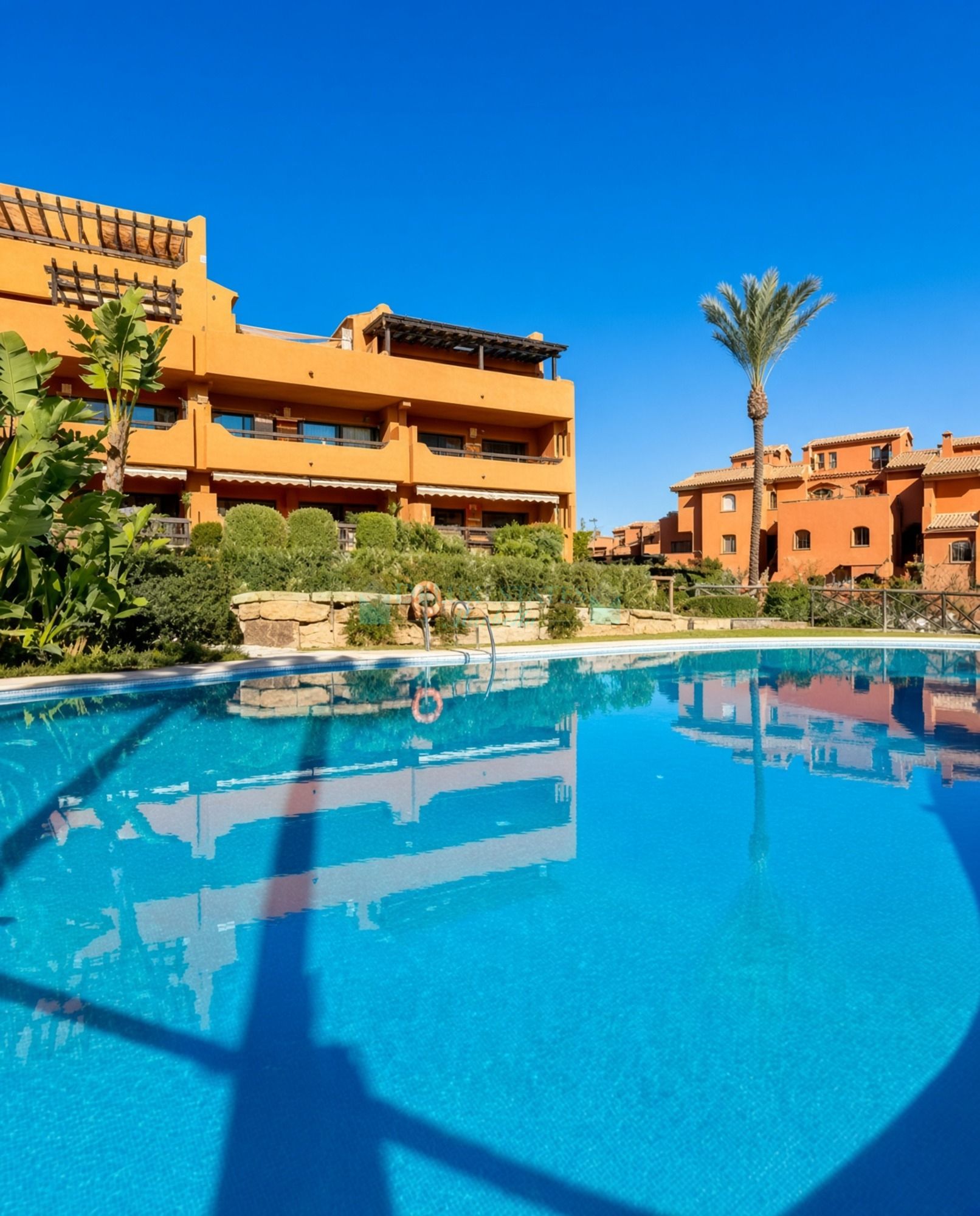 Apartamento Planta Baja en venta en Buenas Noches, Estepona