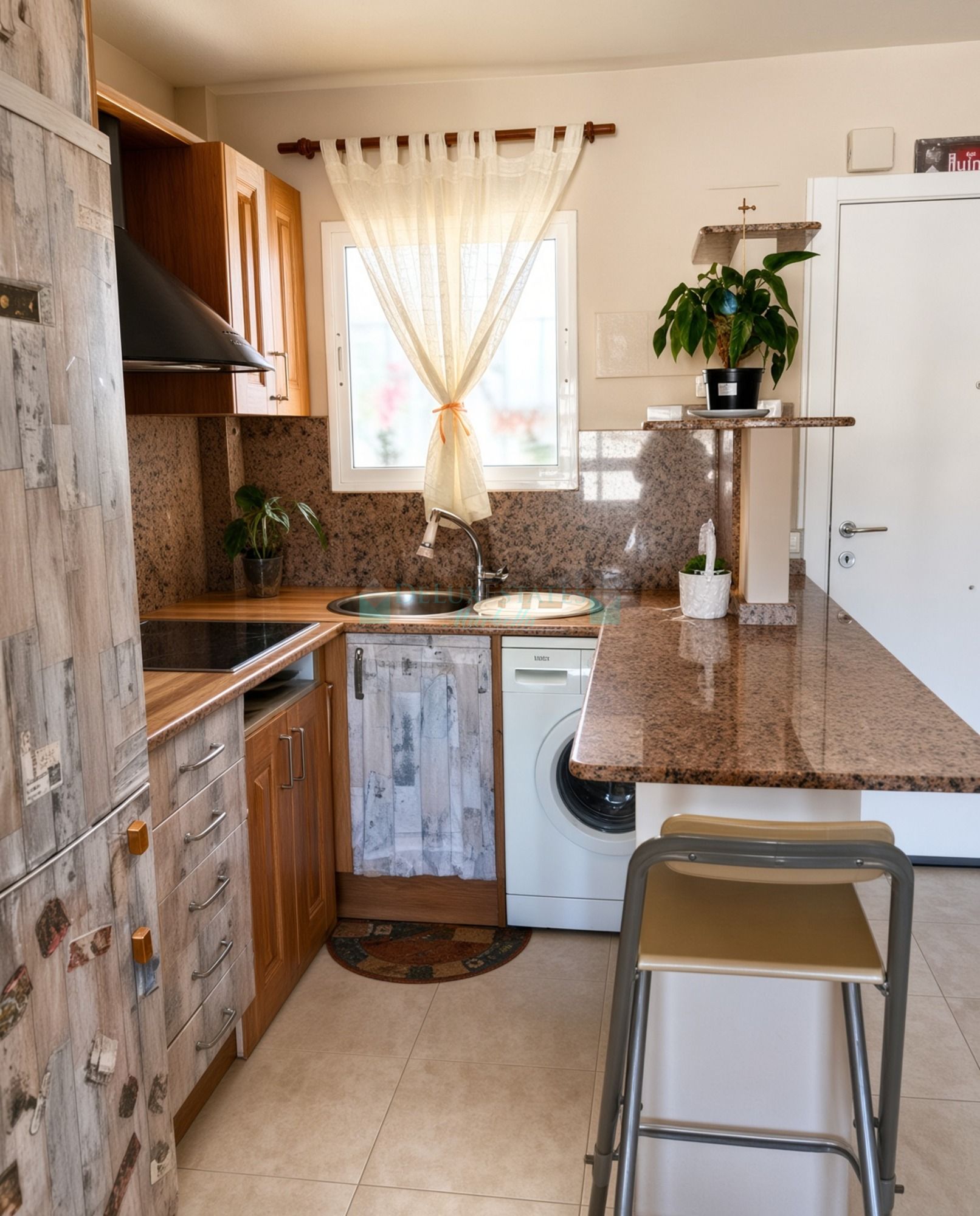 Apartment for sale in La Campana, Nueva Andalucia