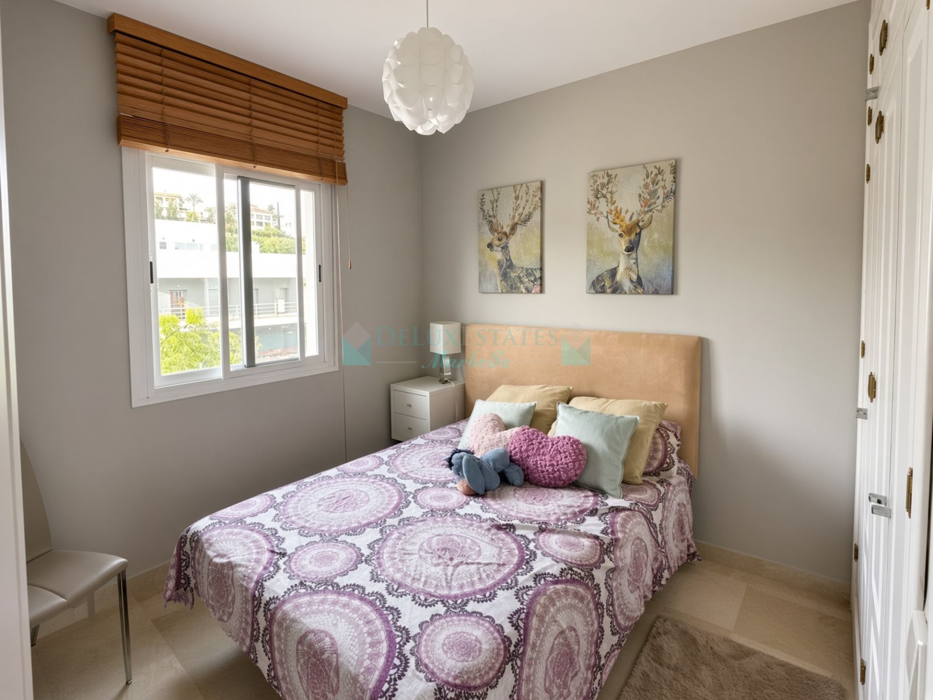 Town House for sale in Selwo, Estepona