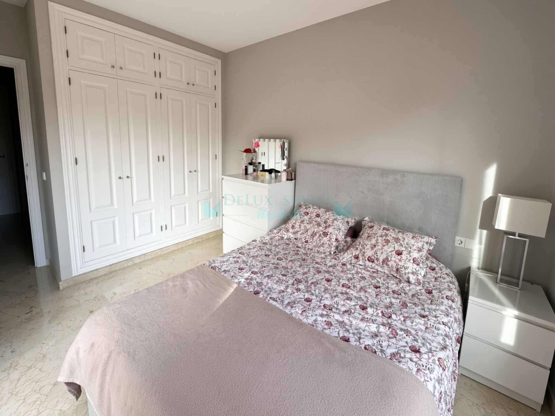 Town House for sale in Selwo, Estepona