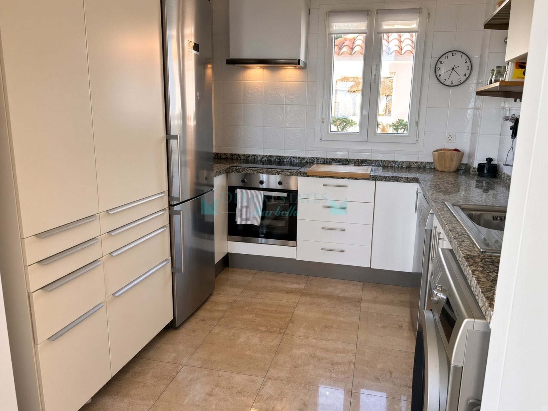 Duplex Penthouse for sale in Alcorrín, Manilva