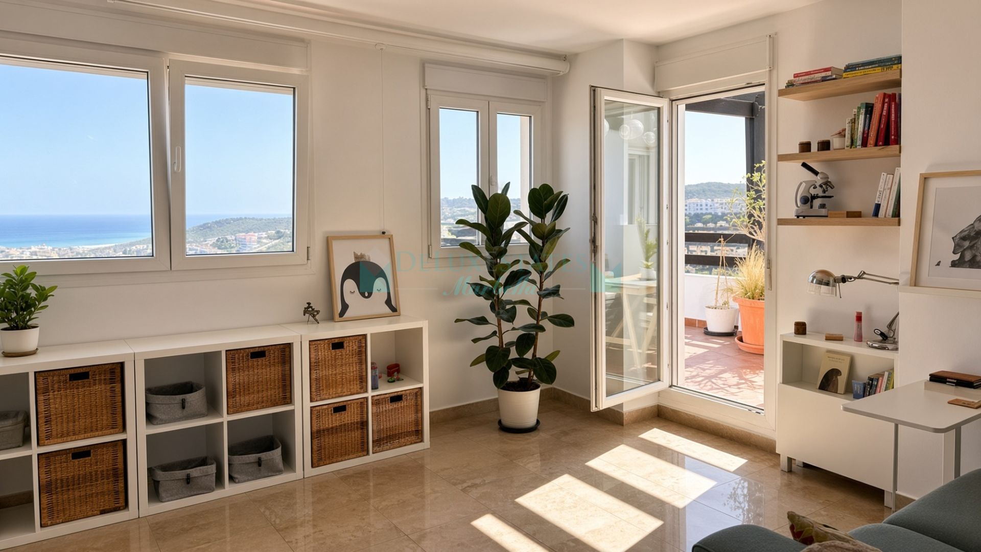 Duplex Penthouse for sale in Alcorrín, Manilva