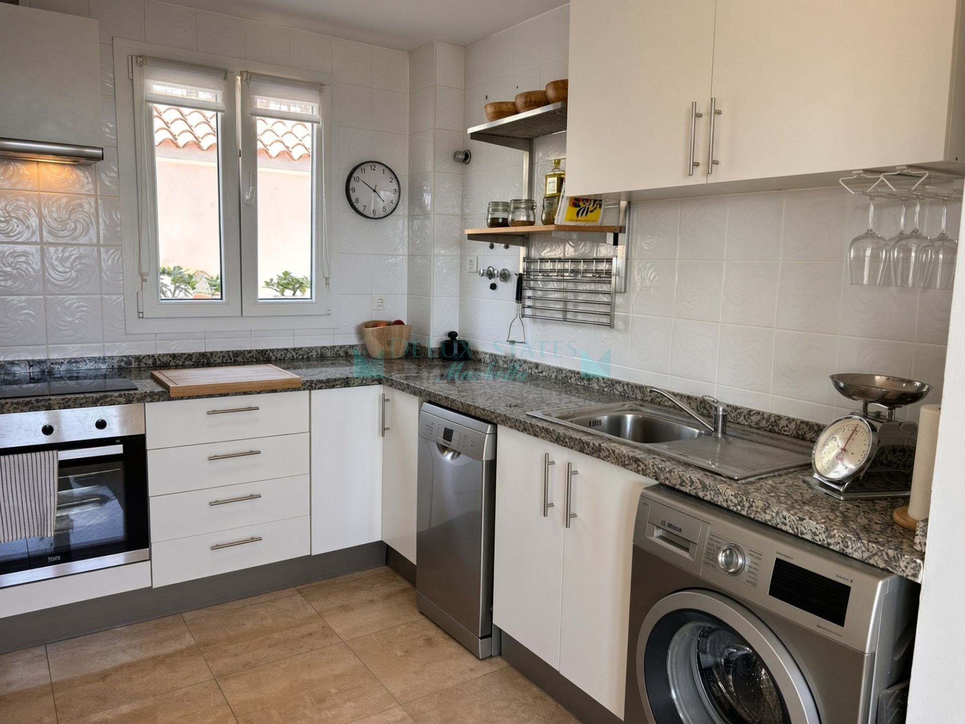 Duplex Penthouse for sale in Alcorrín, Manilva