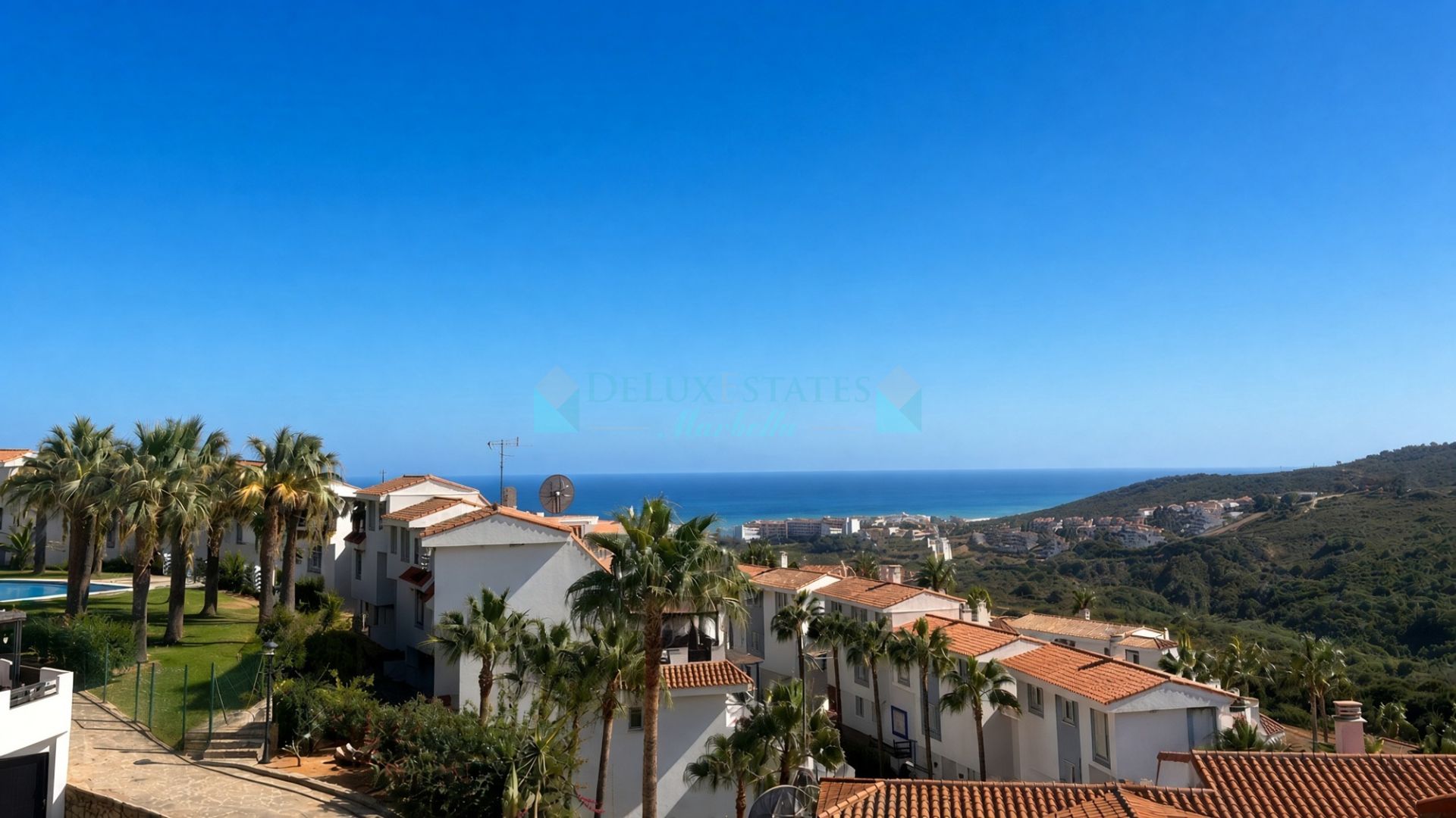 Duplex Penthouse for sale in Alcorrín, Manilva