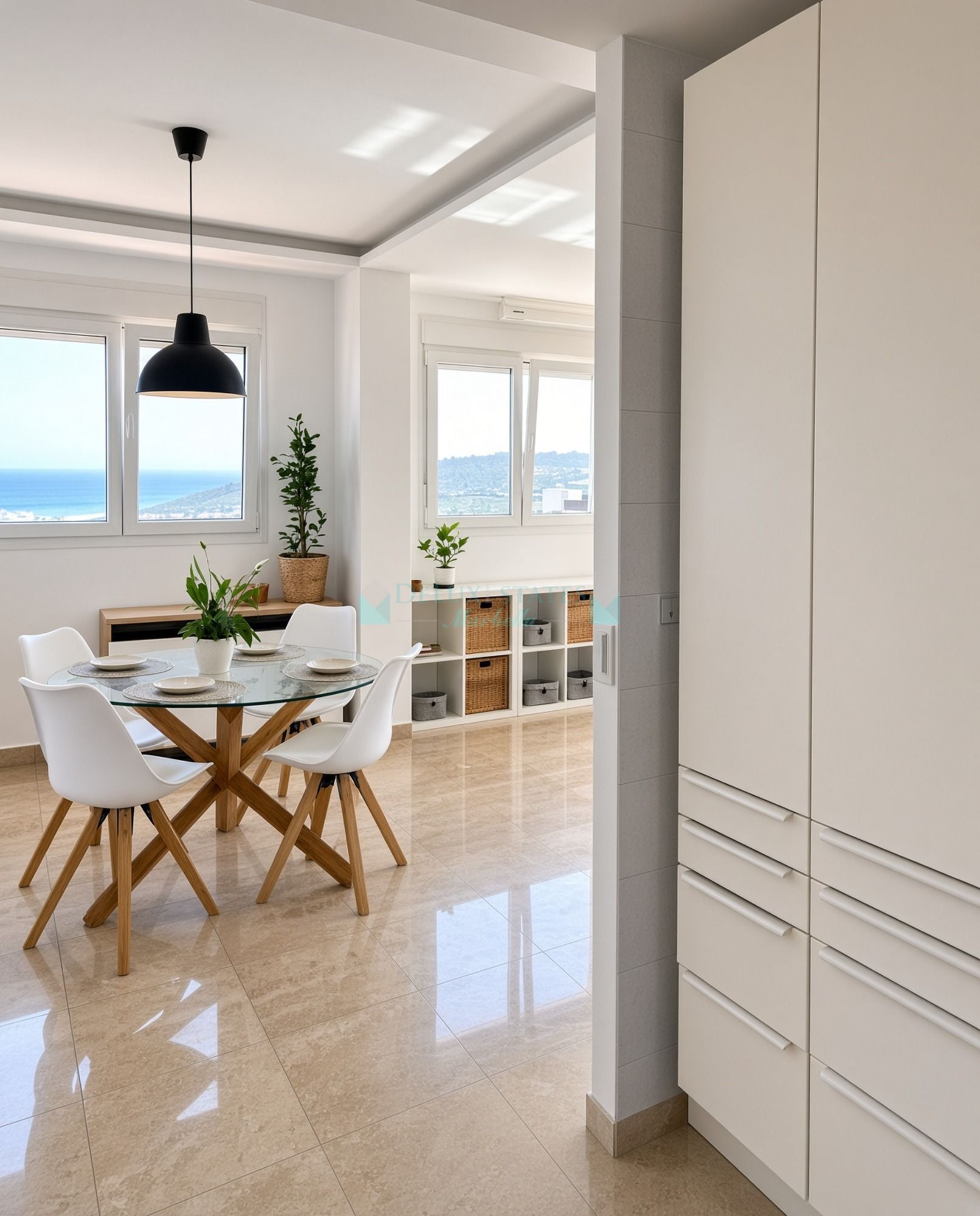 Duplex Penthouse for sale in Alcorrín, Manilva