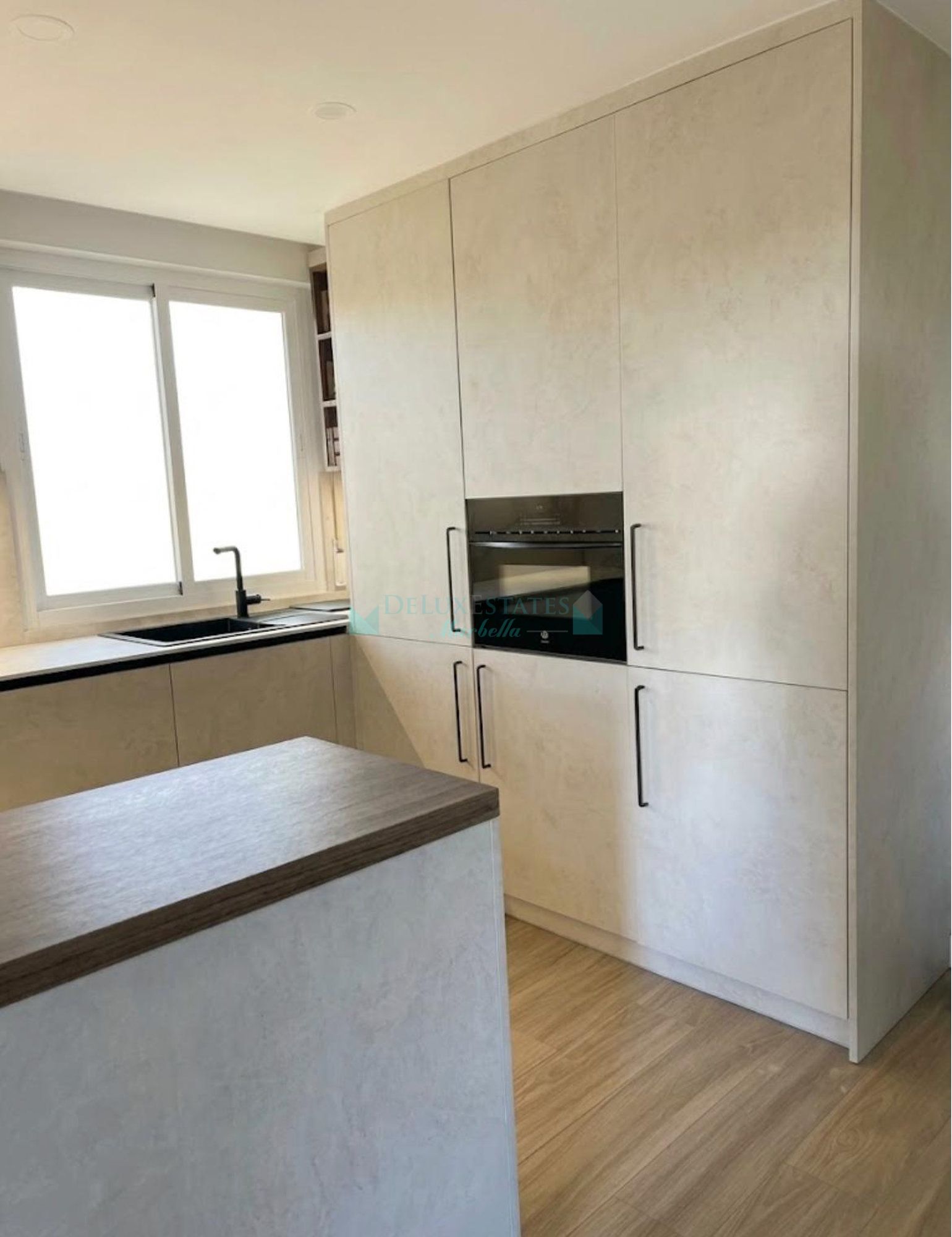 Apartment for sale in Lorcrisur, San Pedro de Alcantara