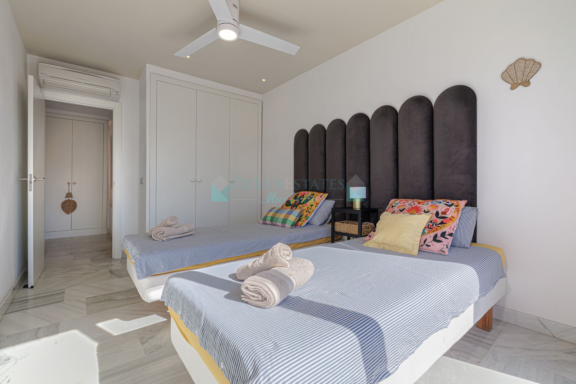 Apartment for sale in Parque Botanico, Estepona