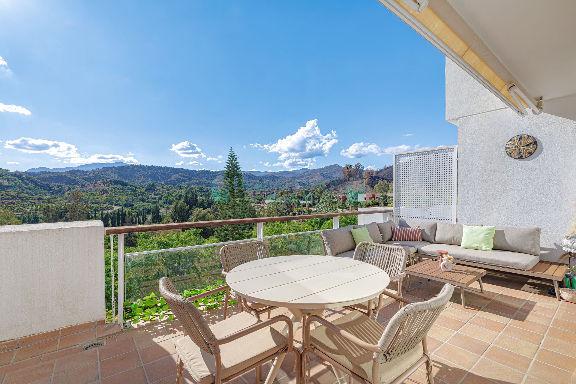 Apartment for sale in Parque Botanico, Estepona