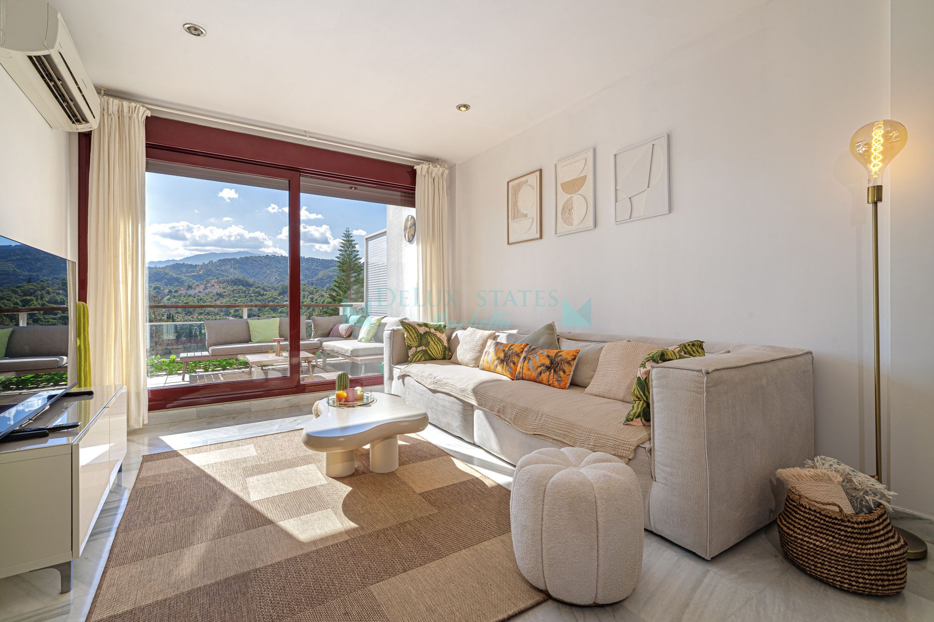Apartment for sale in Parque Botanico, Estepona