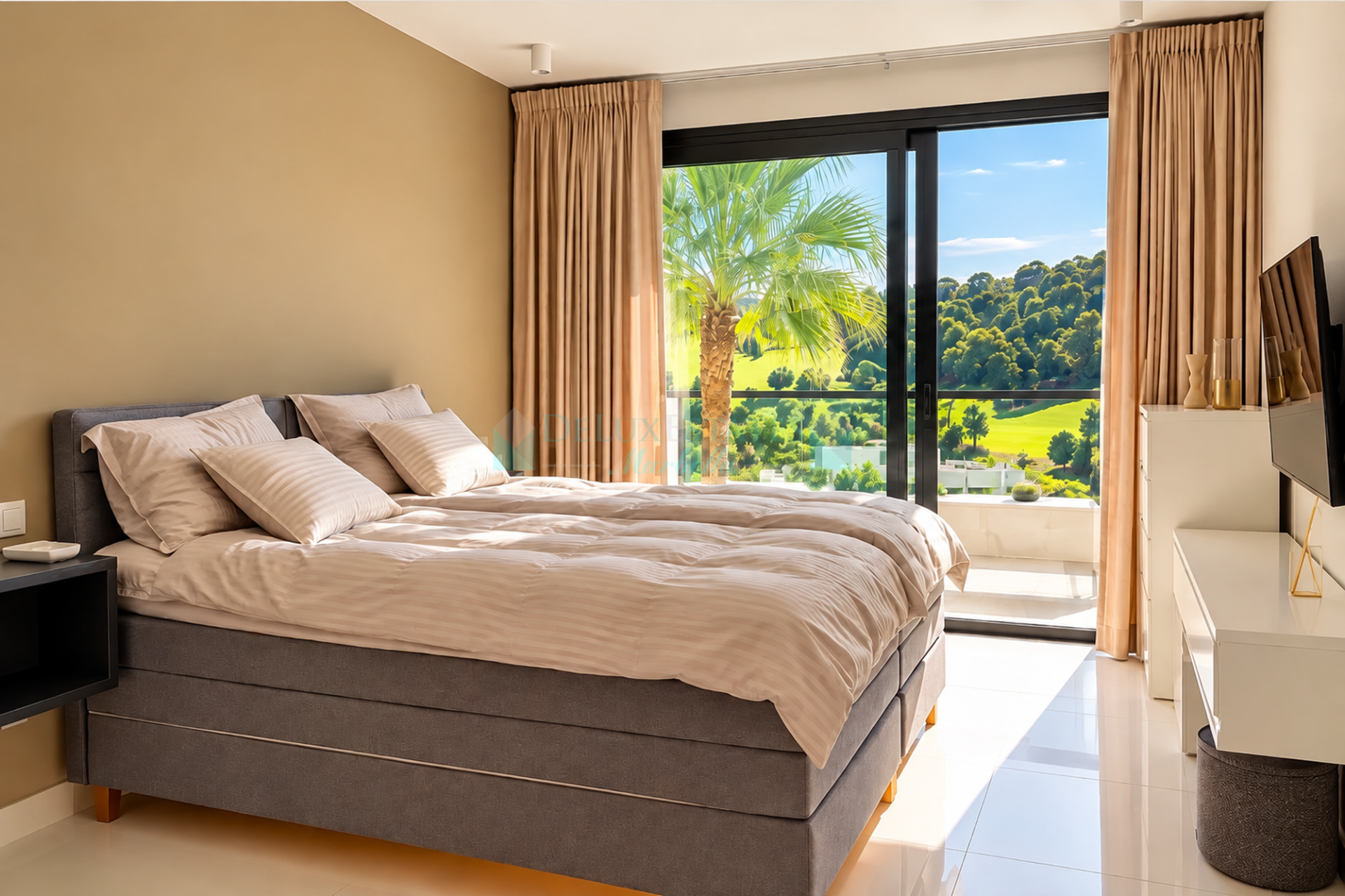 Duplex Penthouse for sale in Atalaya Hills, Benahavis