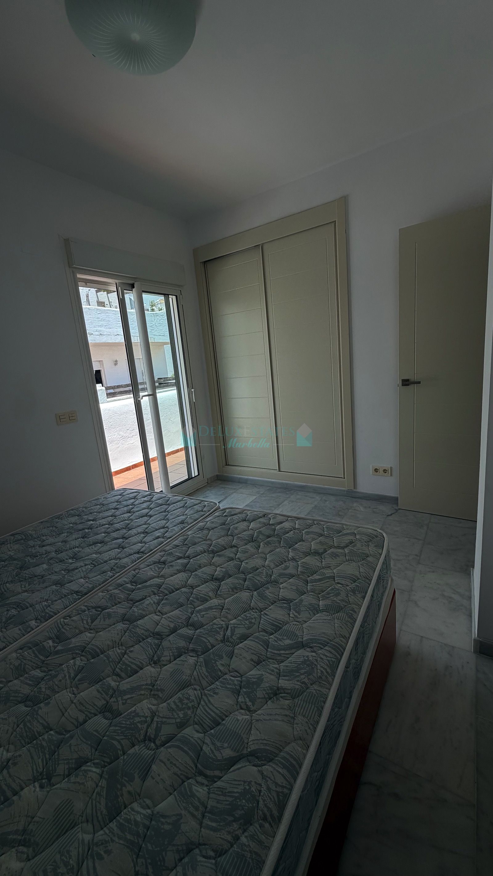 Atico Duplex en venta en Valle Romano, Estepona