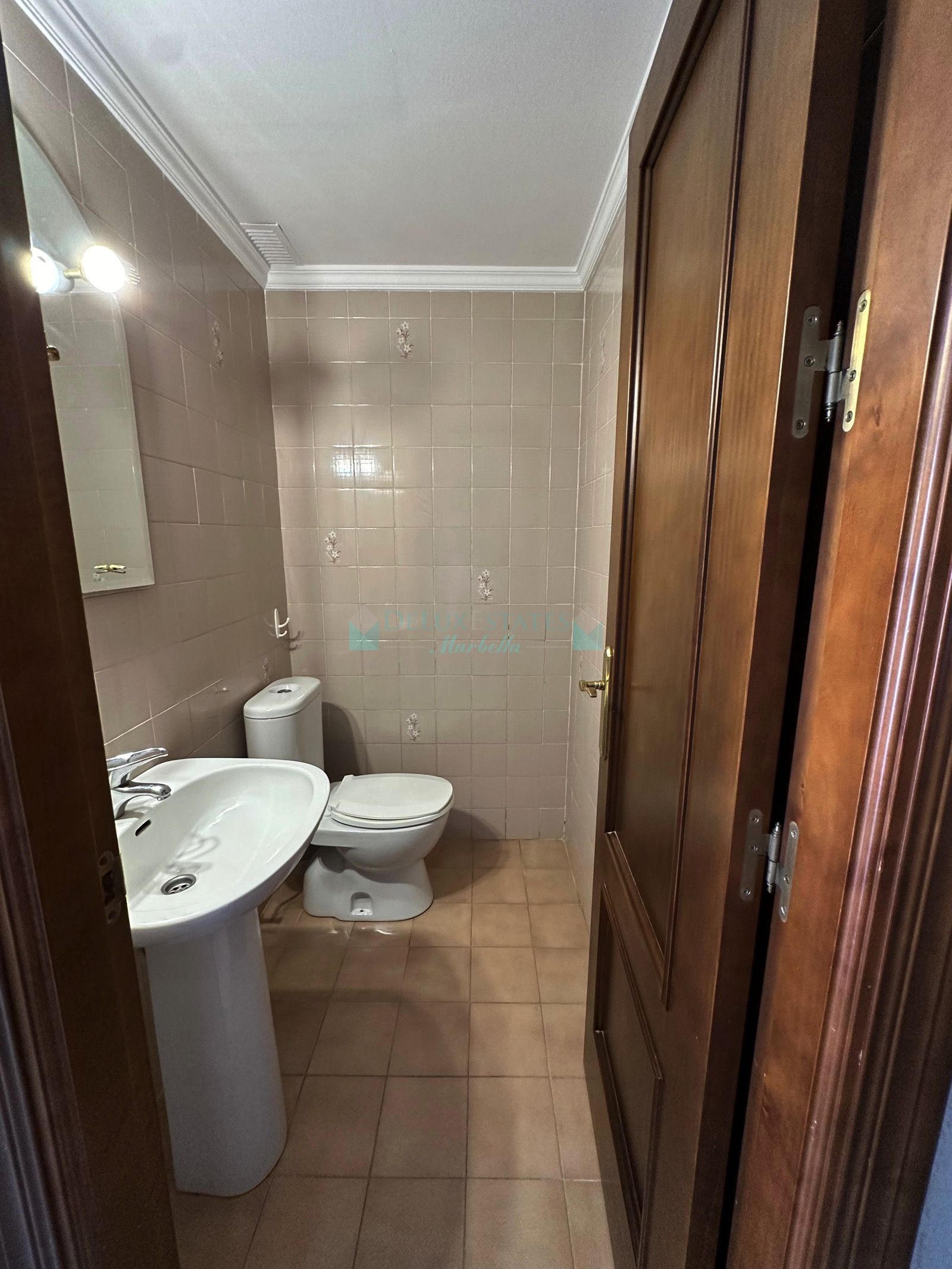 Adosado en venta en Las Mesas, Estepona