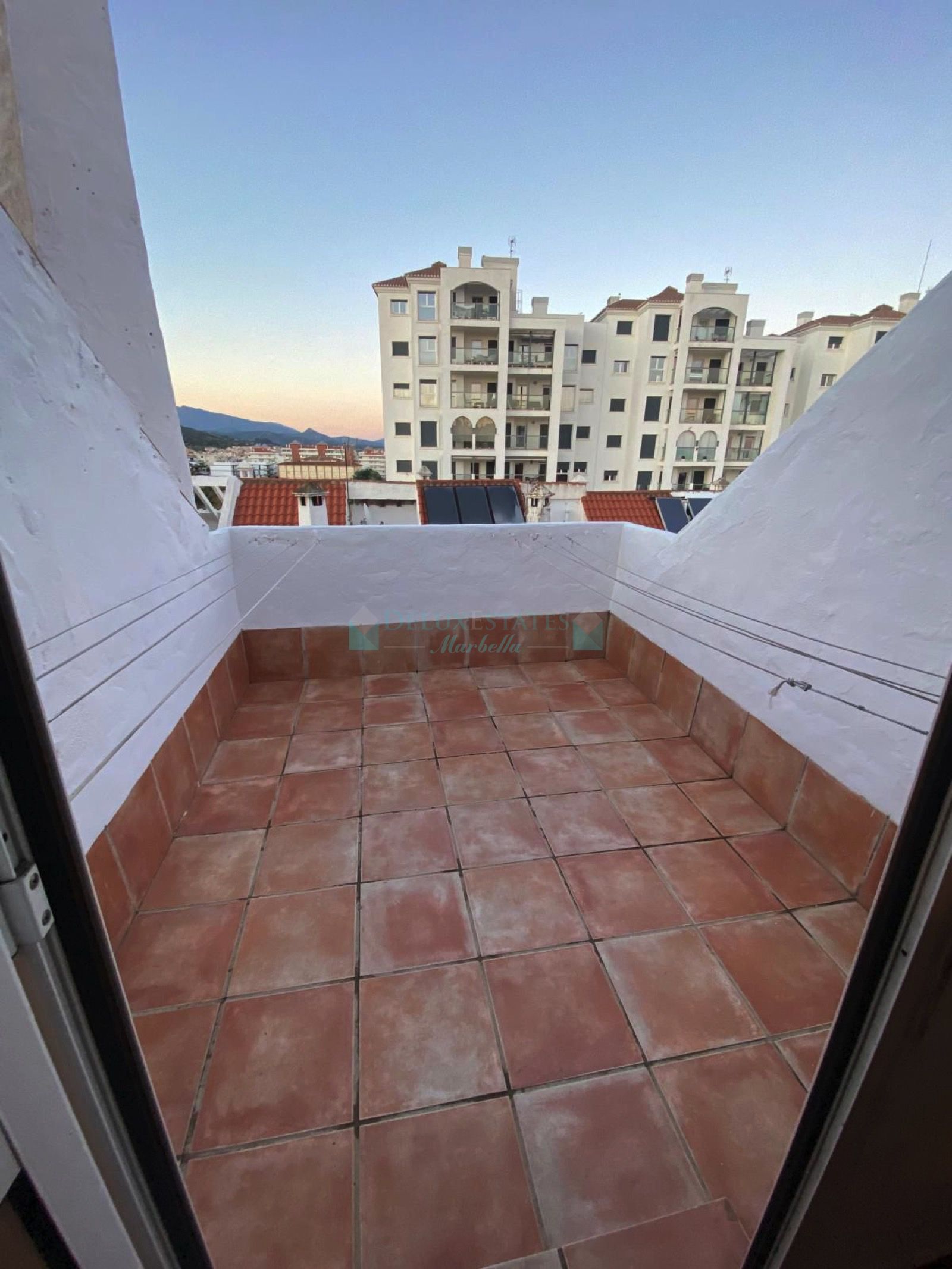 Adosado en venta en Las Mesas, Estepona